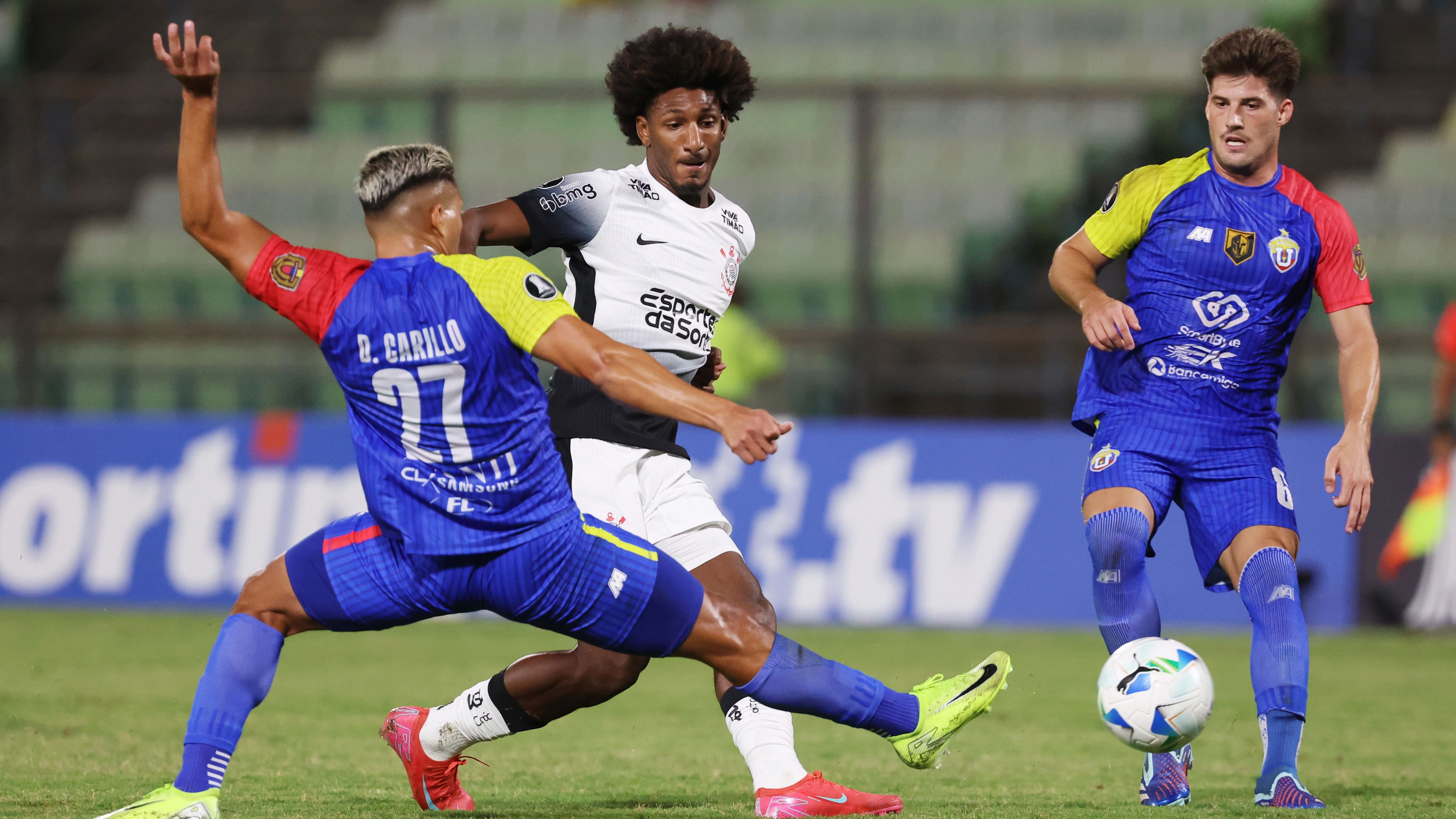 Universidad Central v Corinthians - Copa CONMEBOL Libertadores 2025