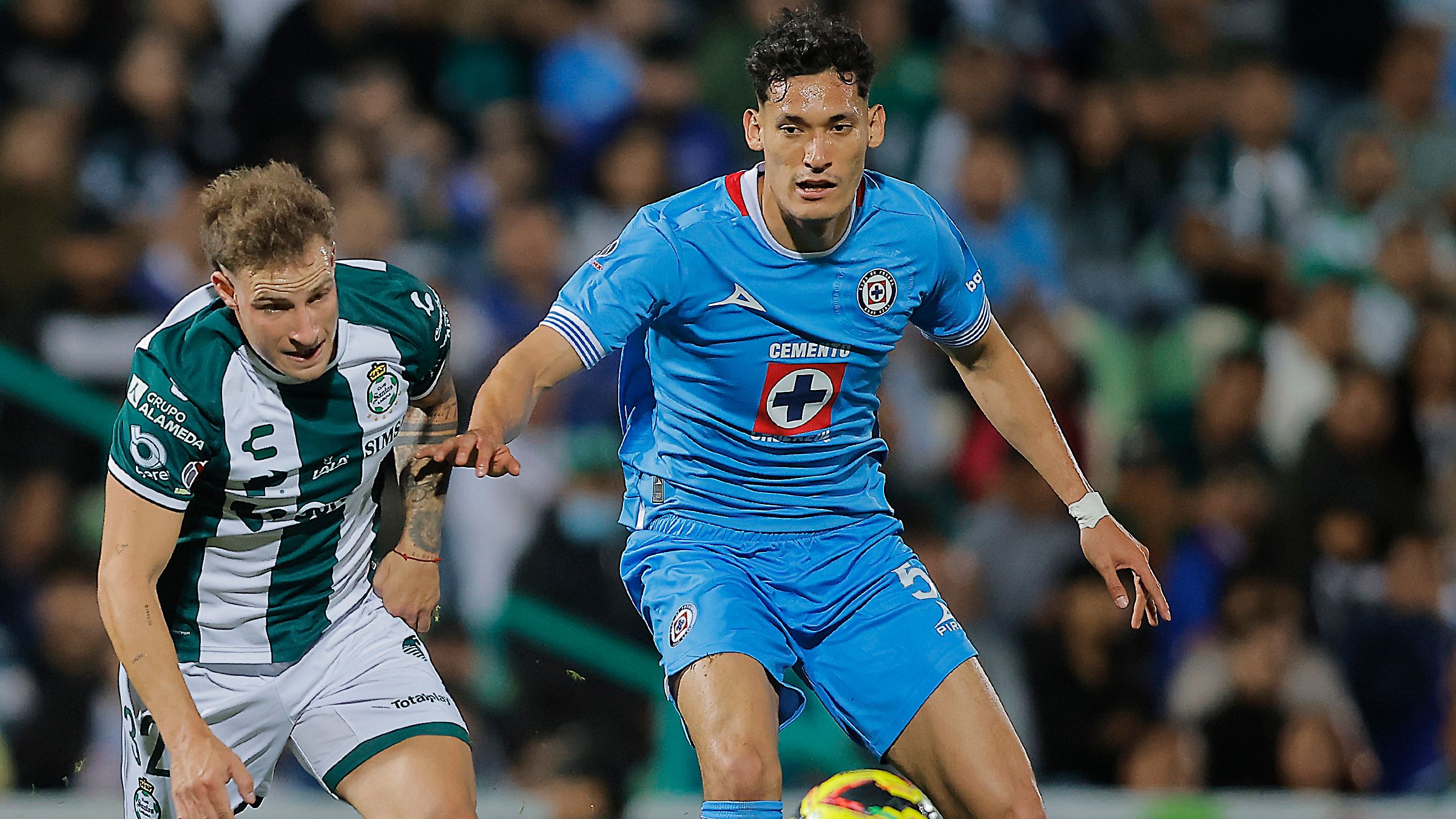 Santos Laguna v Cruz Azul - Torneo Clausura 2025 Liga MX