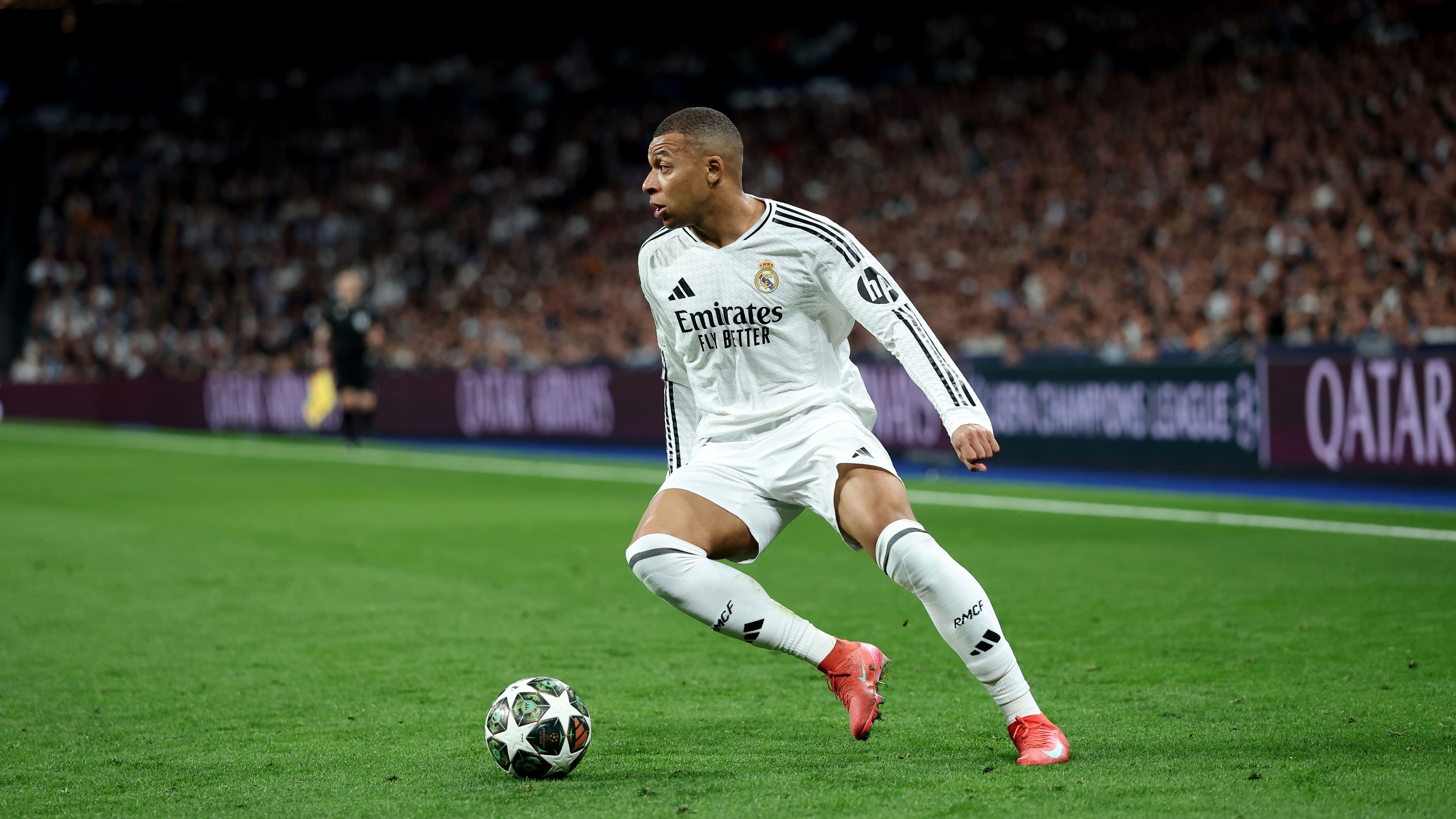 Real Madrid C.F. v 	Manchester City - UEFA Champions League 2024/25 League Knockout Play-off Second Leg