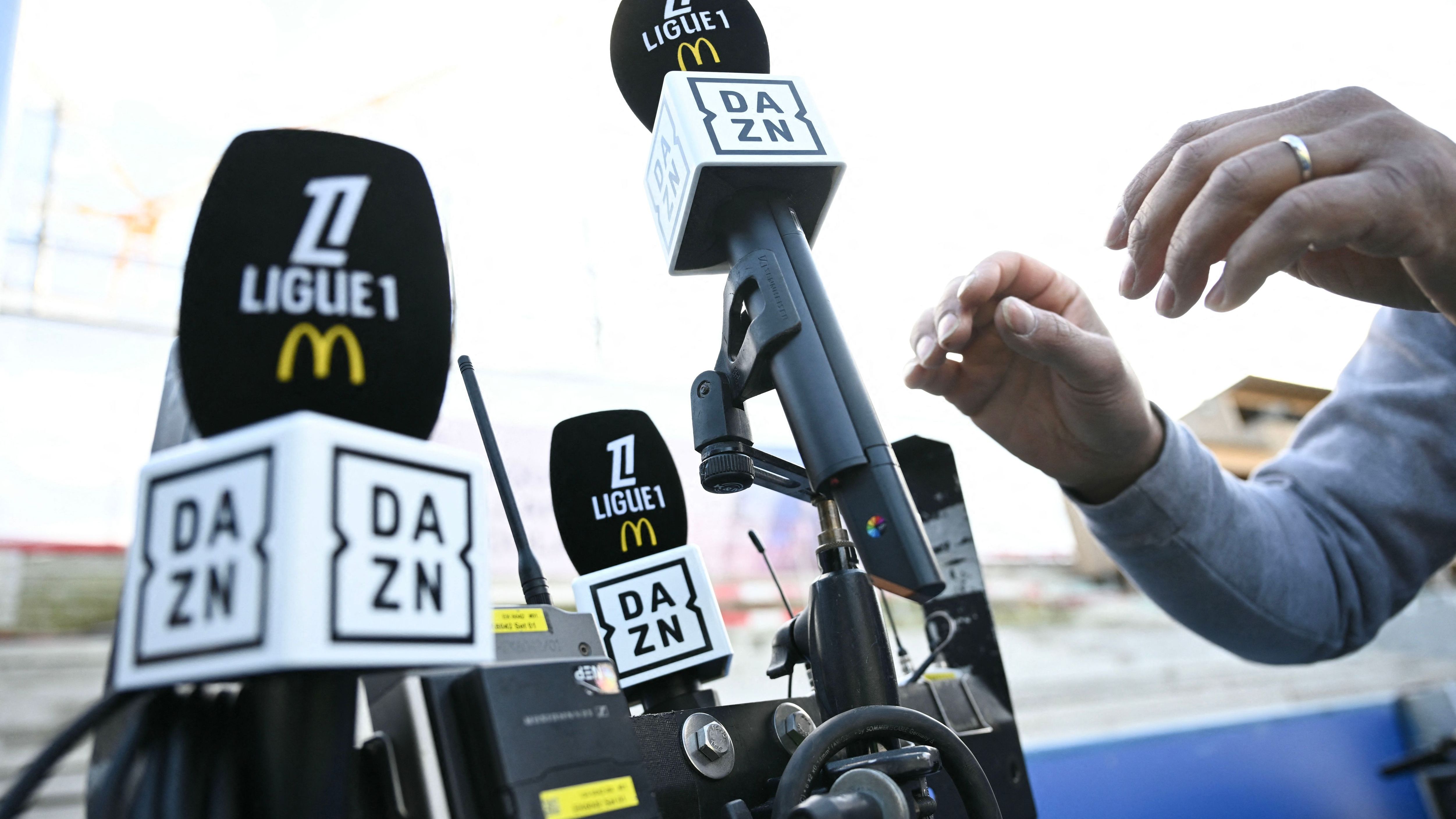 FBL-FRA-LIGUE1-STRASBOURG-BREST