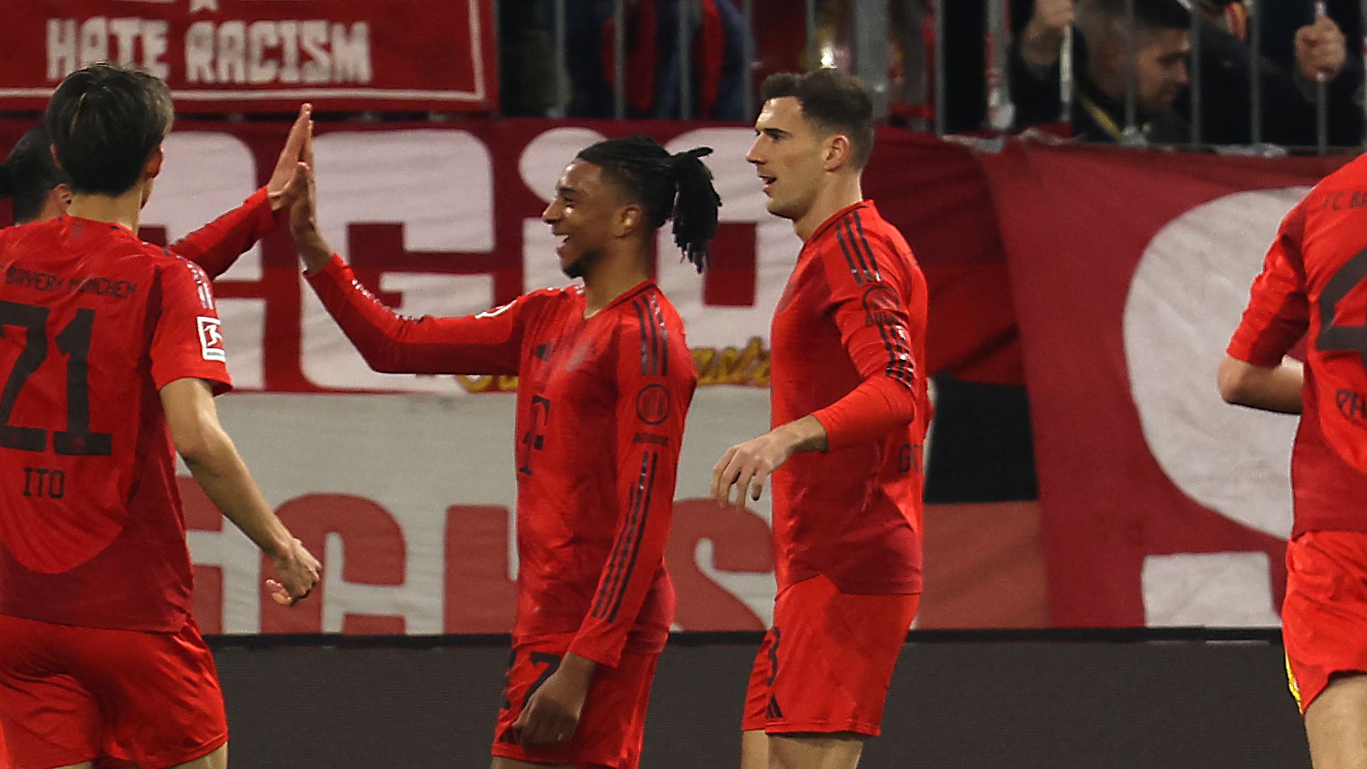 FBL-GER-BUNDESLIGA-BAYERN MUNICH-FRANKFURT