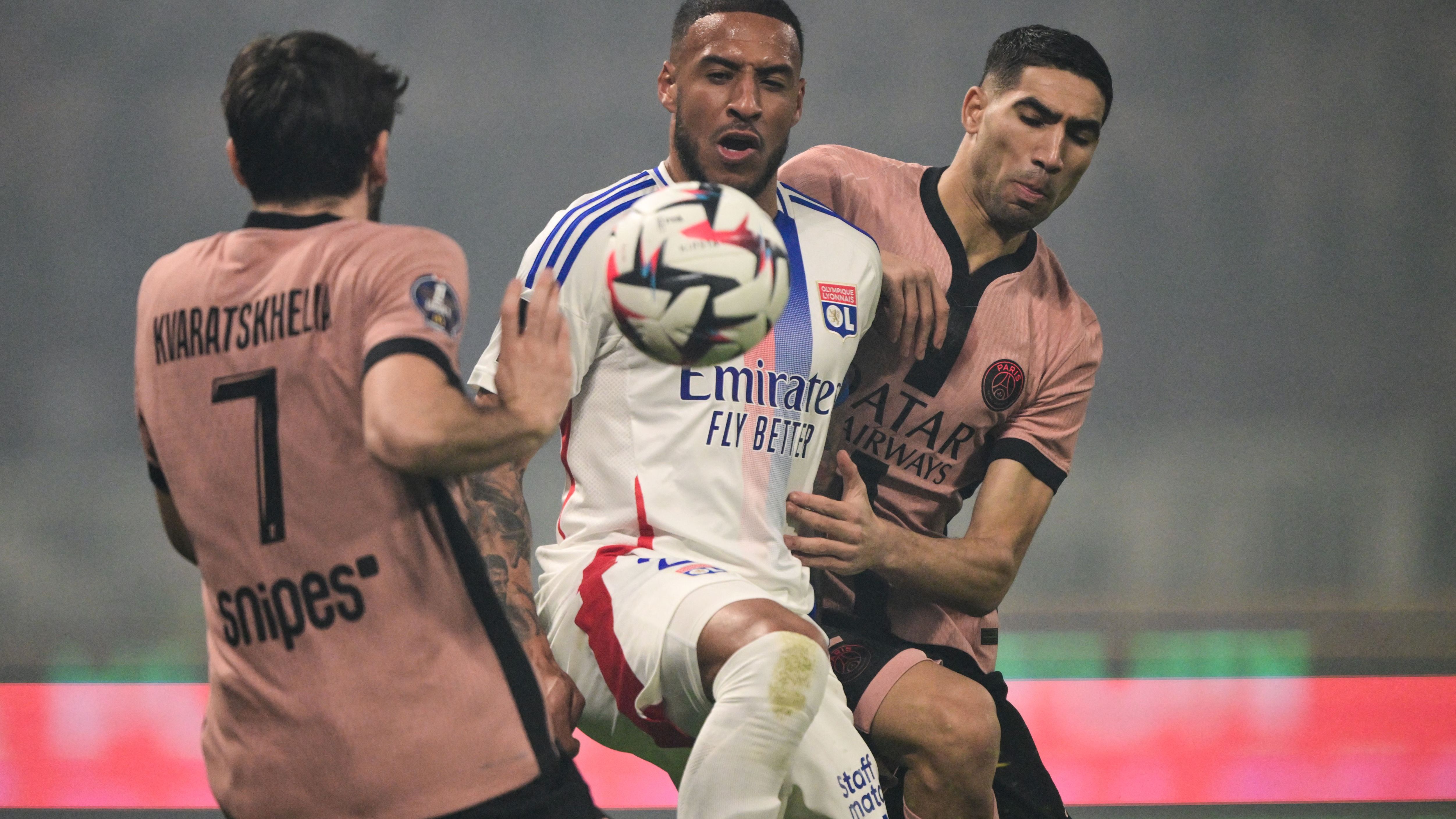 FBL-FRA-LIGUE1-LYON-PSG
