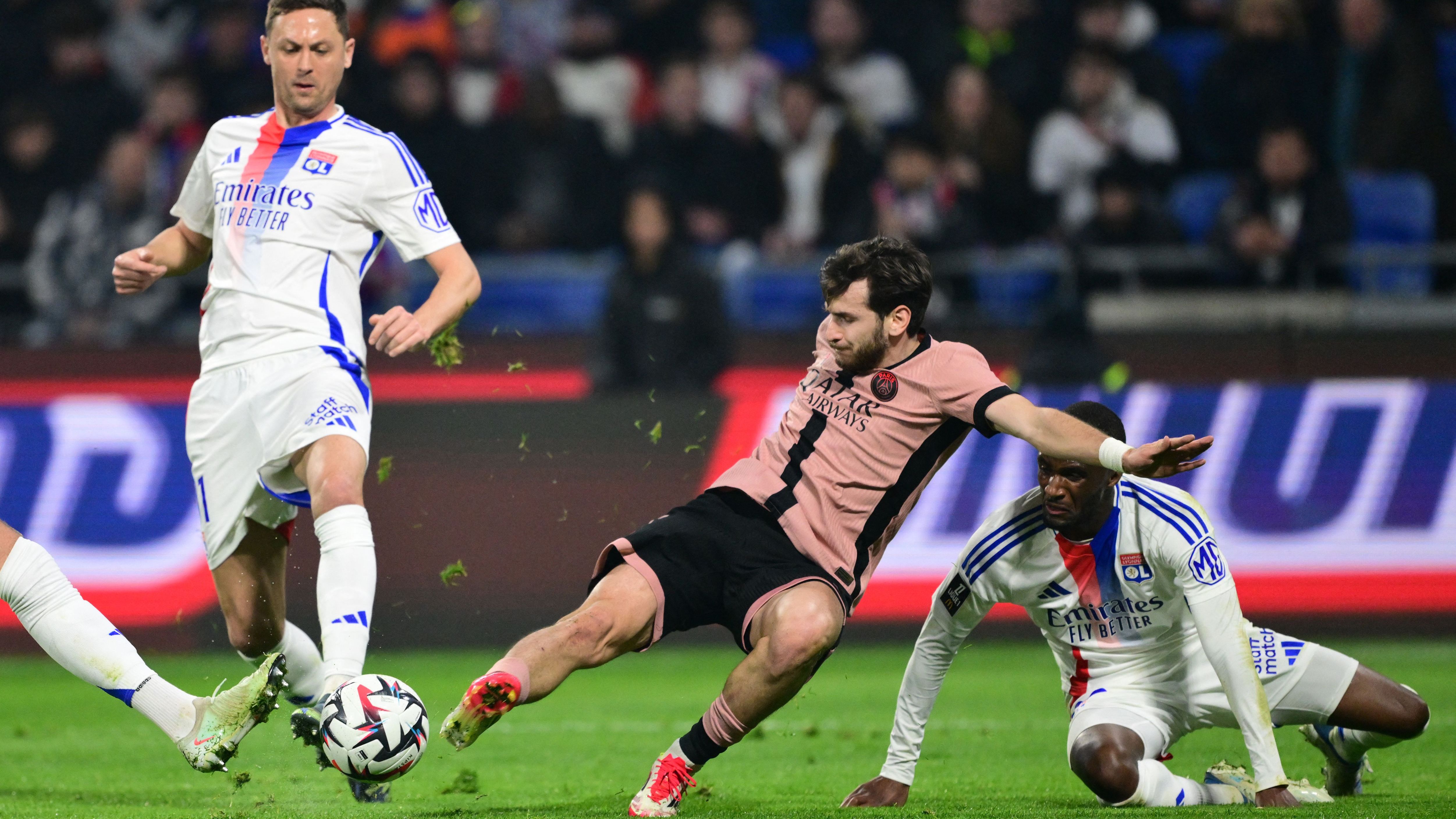 FBL-FRA-LIGUE1-LYON-PSG
