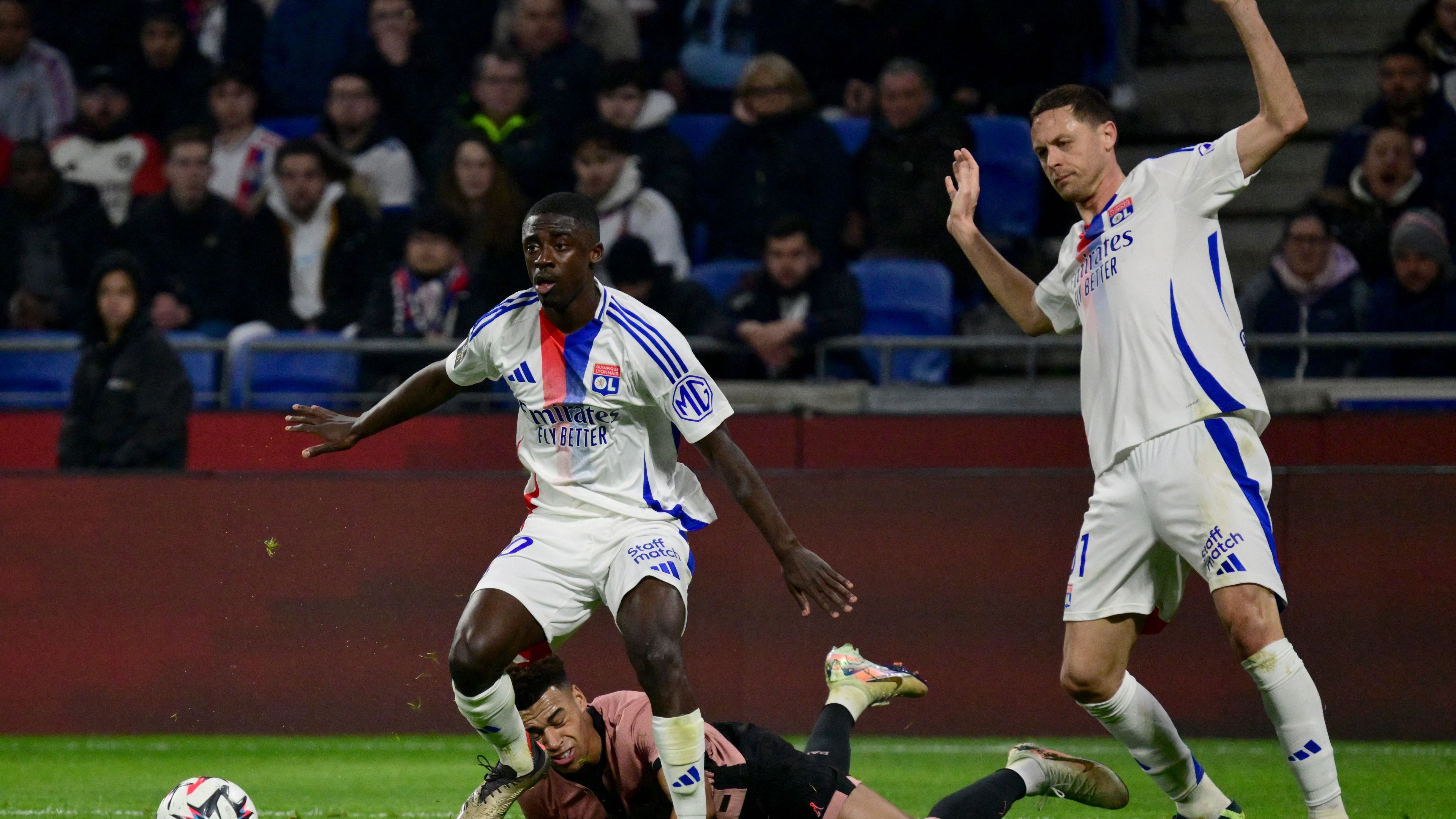 FBL-FRA-LIGUE1-LYON-PSG