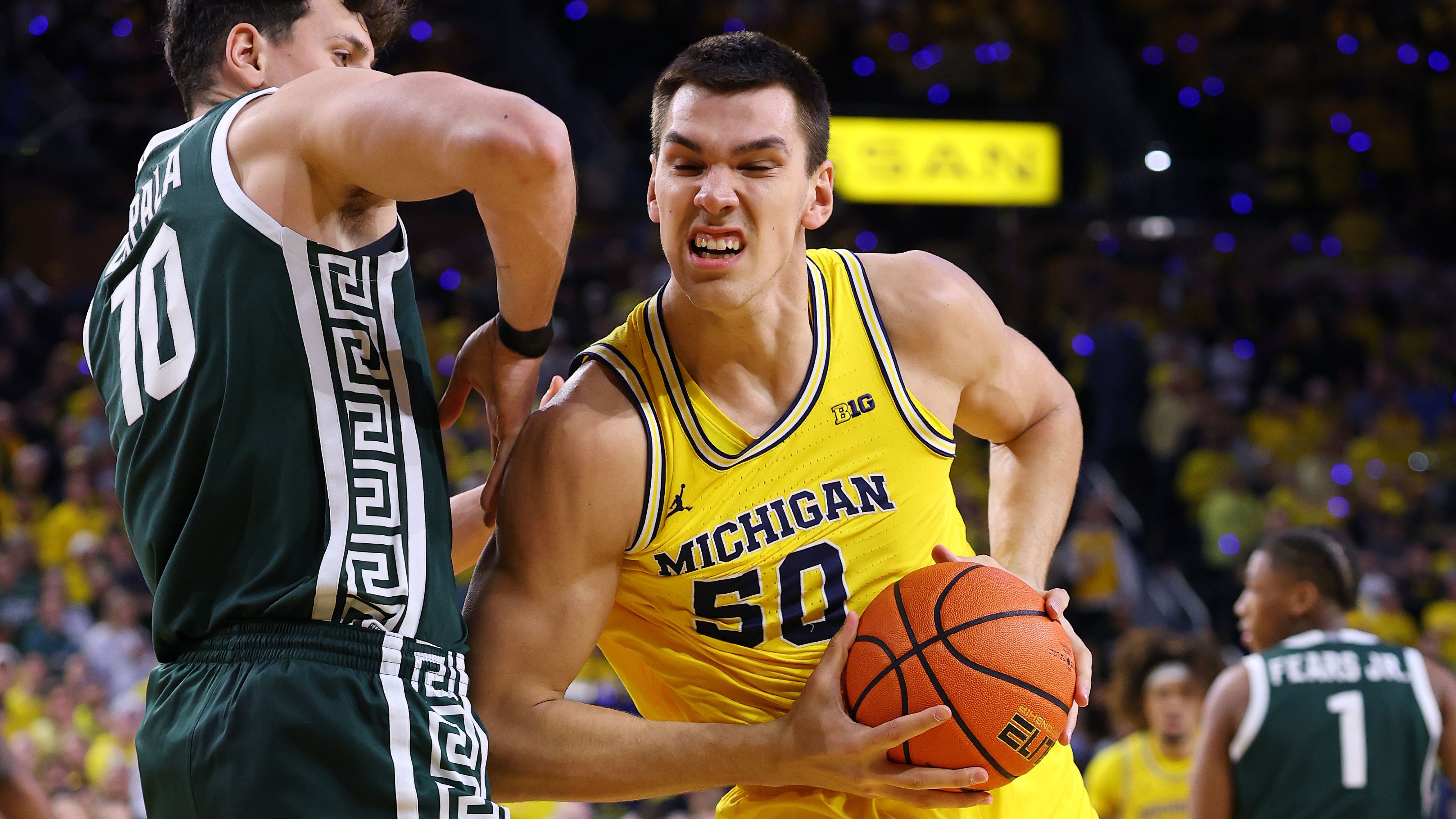 Michigan State v Michigan