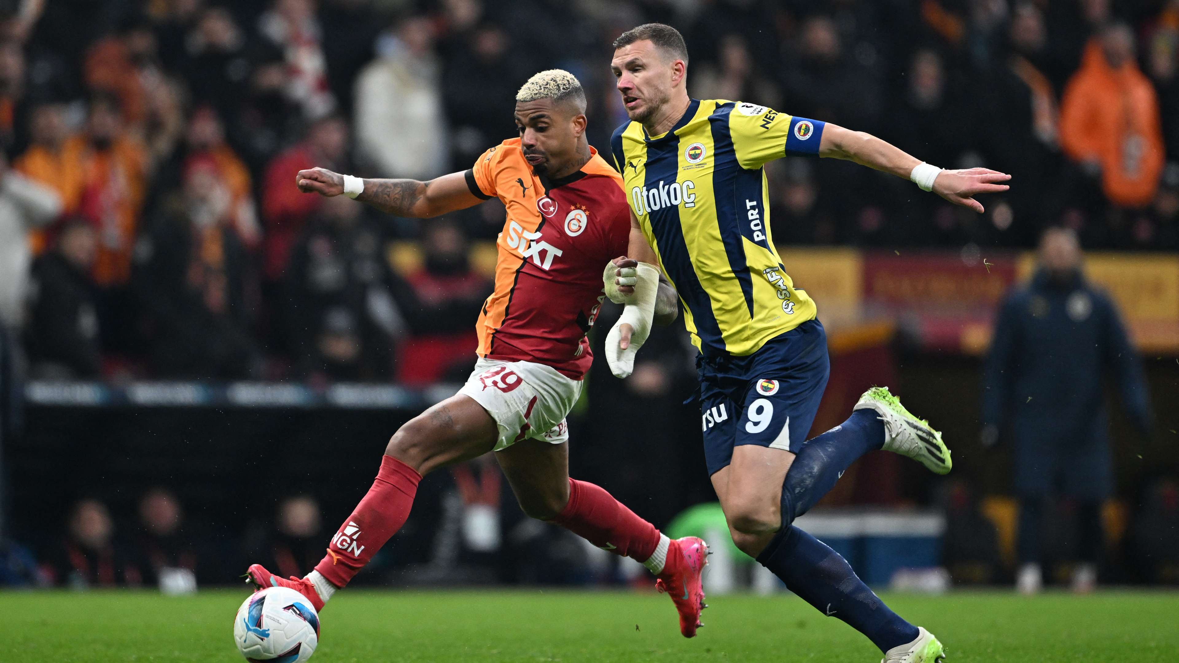 FBL-TUR-SUPERLIG-GALATASARAY-FENERBAHCE