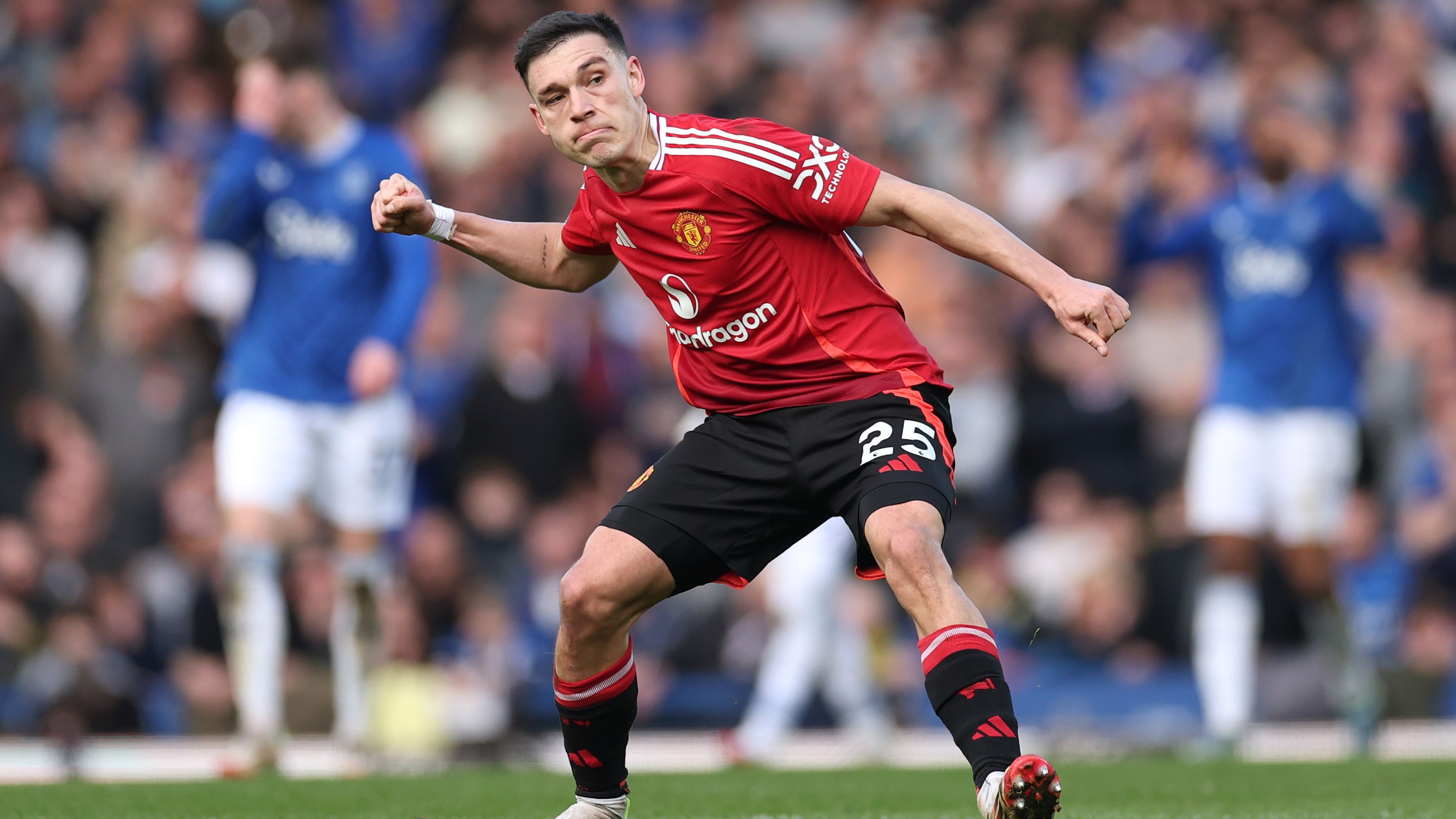 Everton FC v Manchester United FC - Premier League