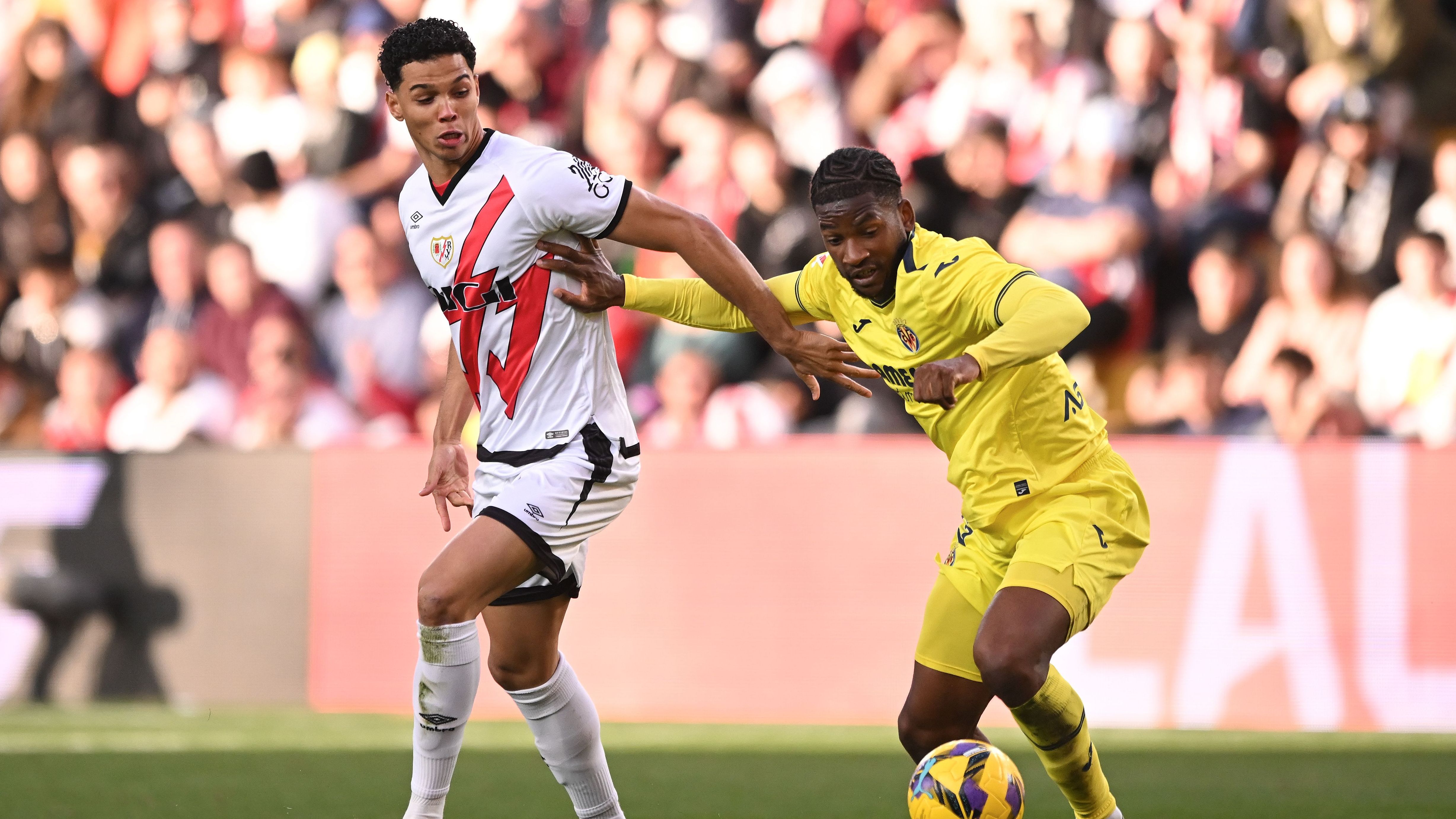 Rayo Vallecano v Villarreal CF - La Liga EA Sports