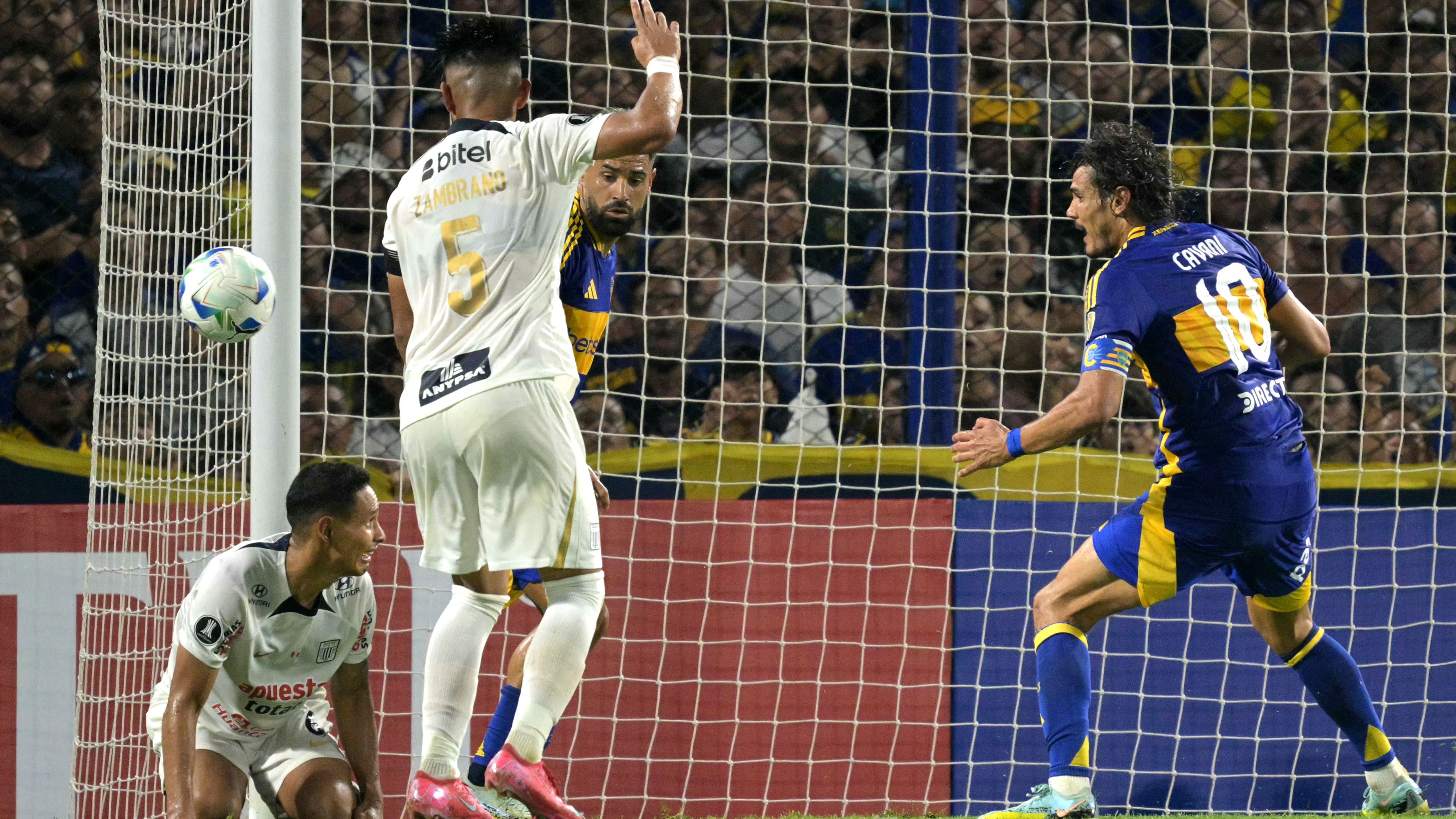 TOPSHOT-FBL-LIBERTADORES-BOCA-ALIANZA