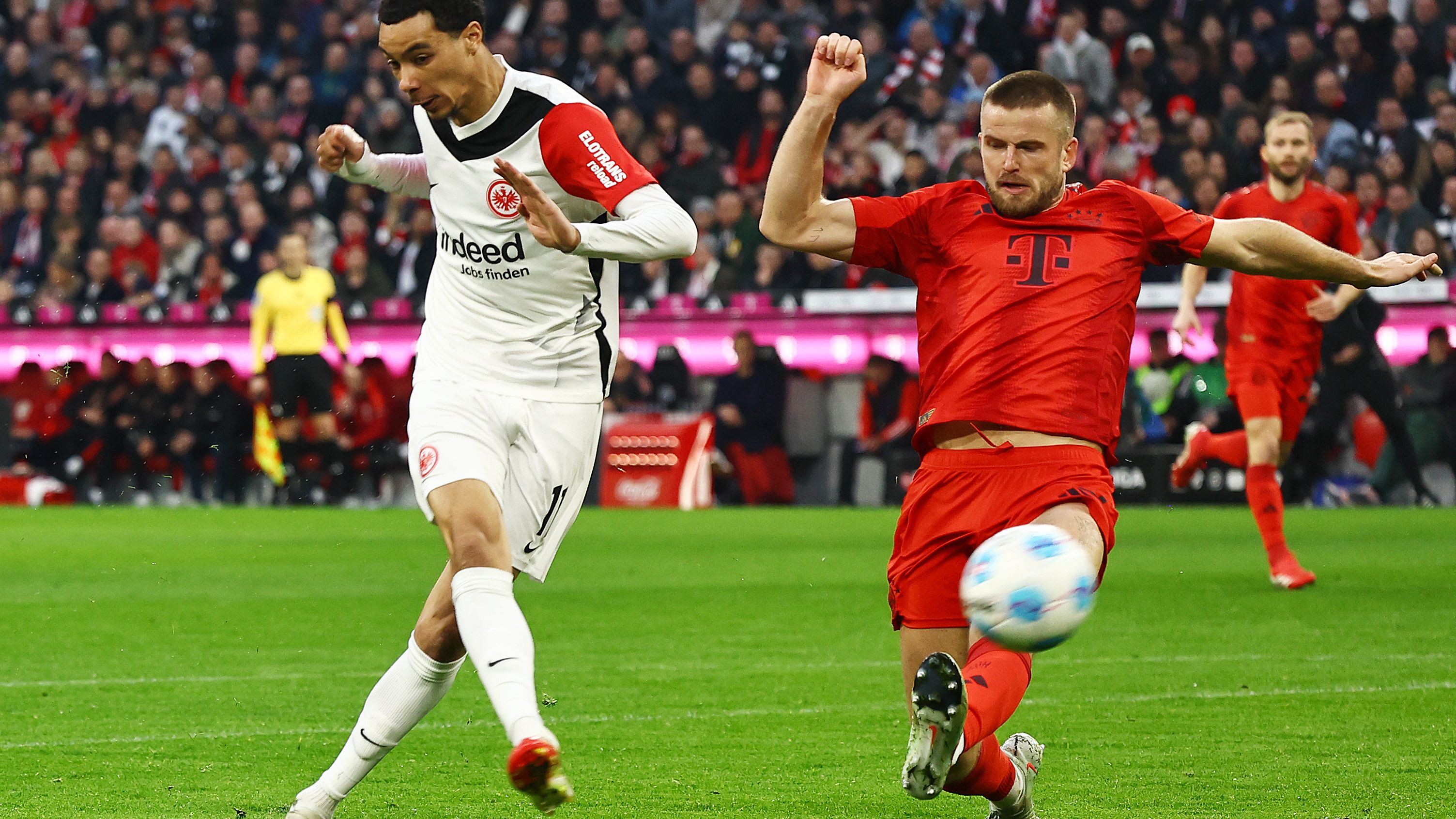 FC Bayern München v Eintracht Frankfurt - Bundesliga