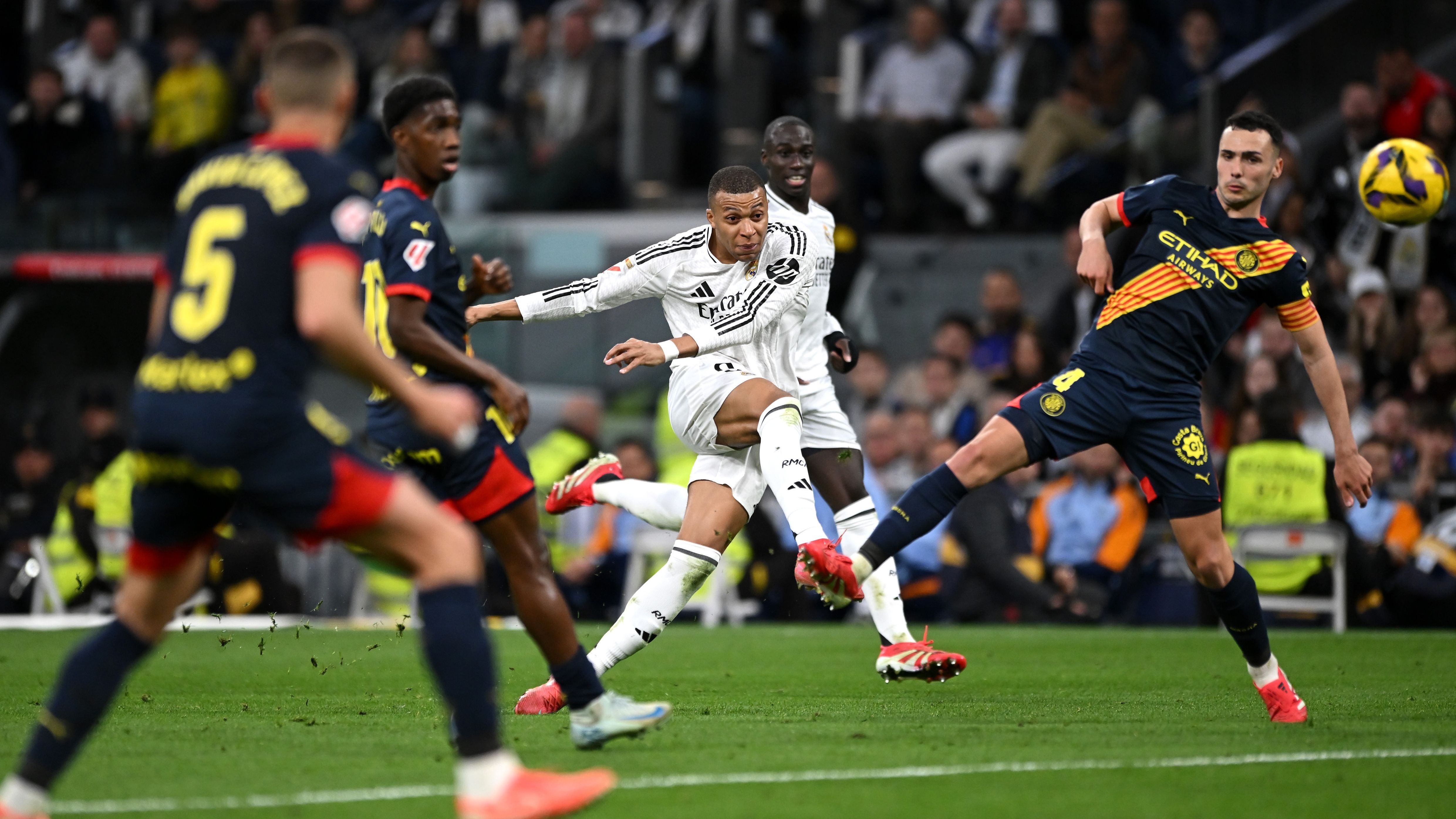 Real Madrid CF v Girona FC - La Liga EA Sports