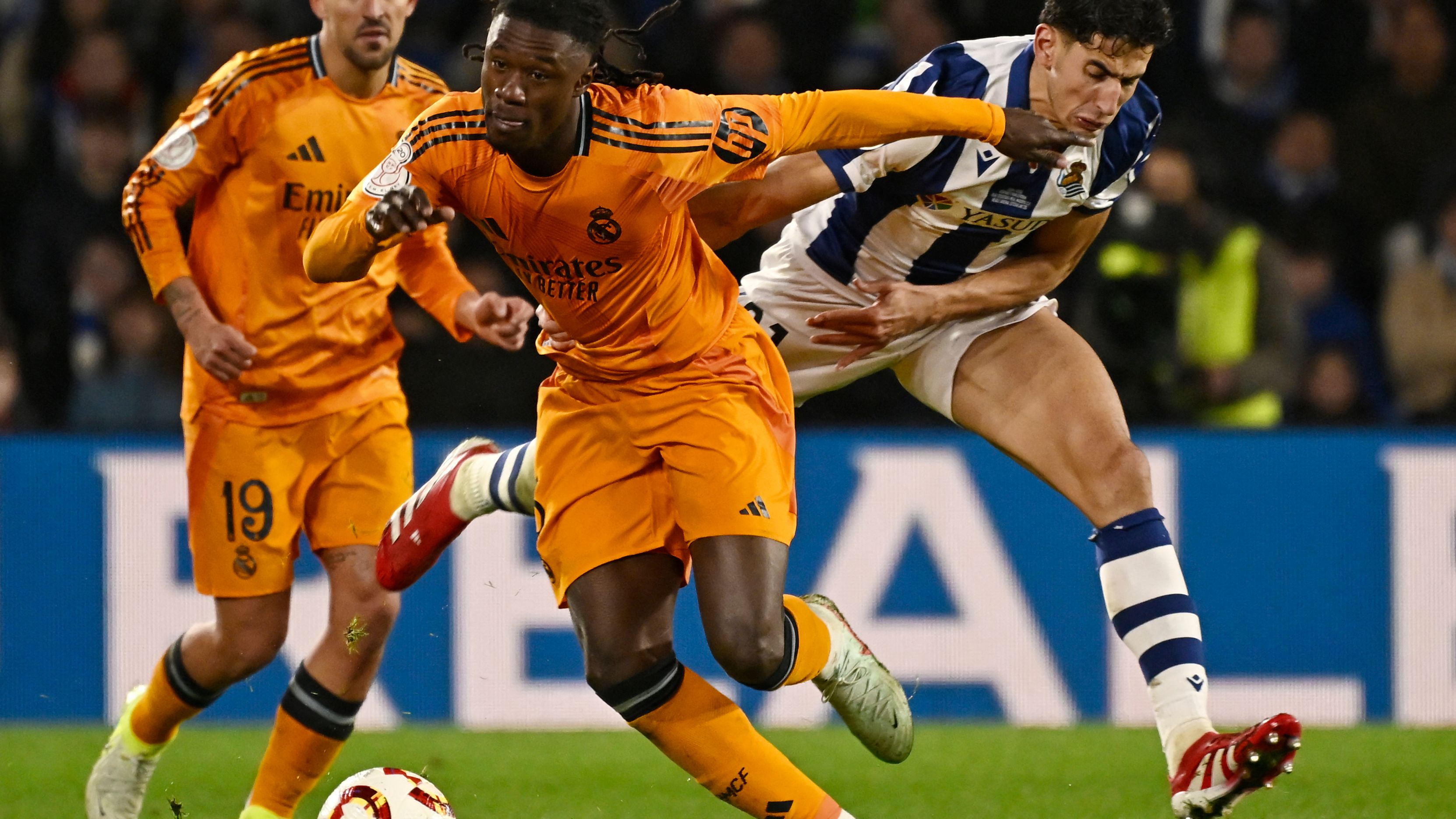 TOPSHOT-FBL-ESP-CUP-REAL SOCIEDAD-REAL MADRID