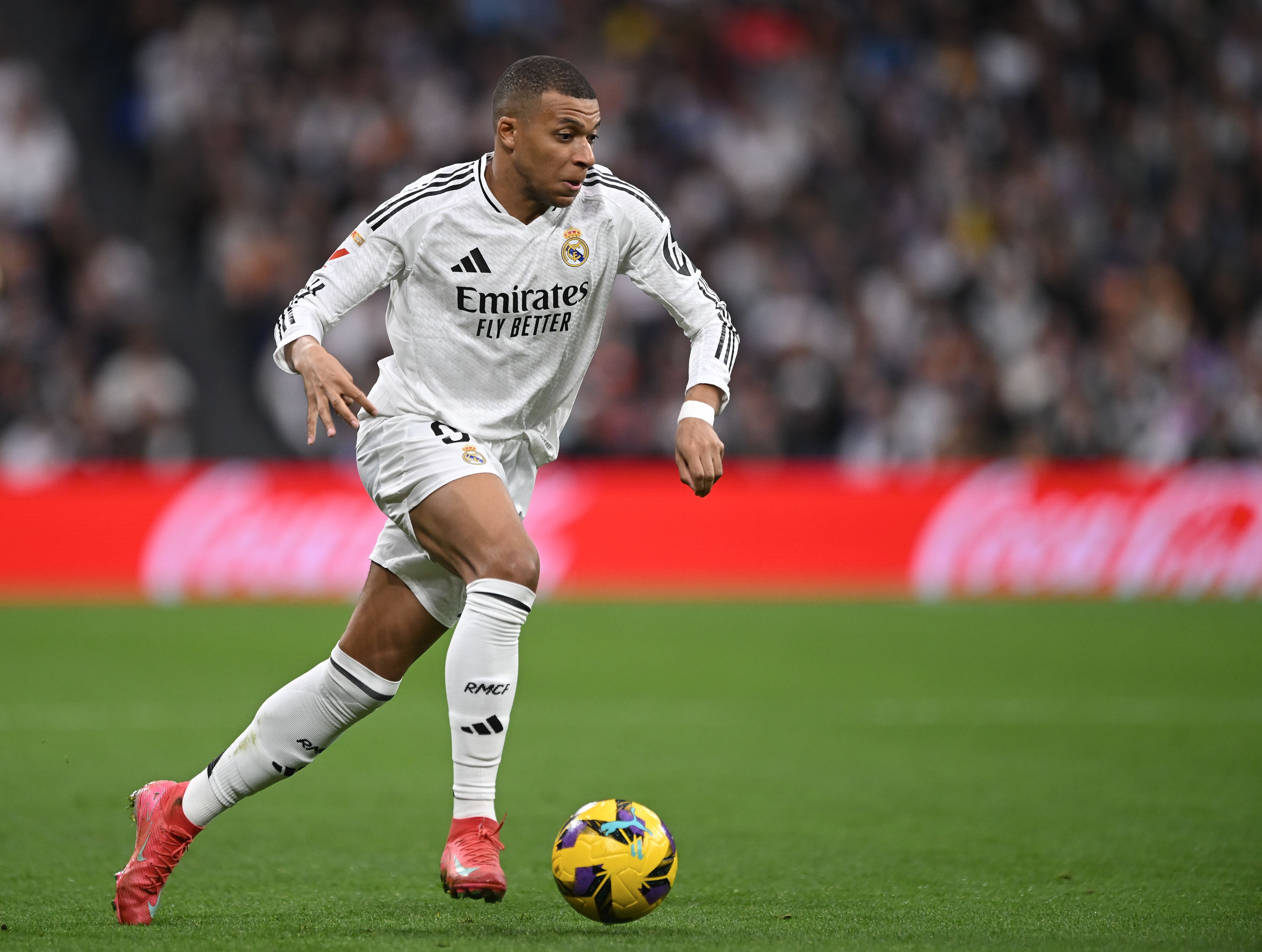 Real Madrid CF v Girona FC - La Liga EA Sports