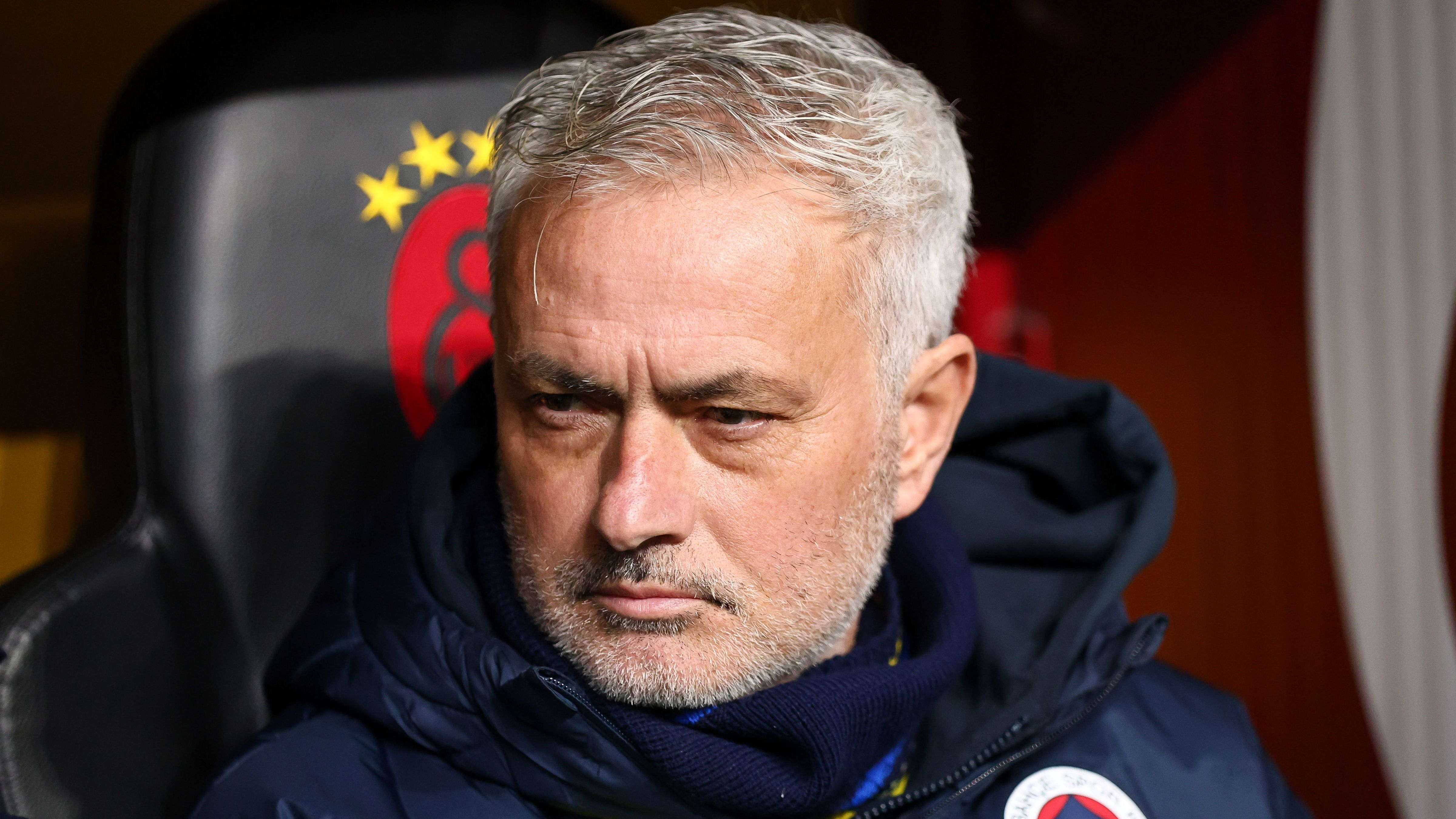 Galatasaray v Fenerbahce - Turkish Super League