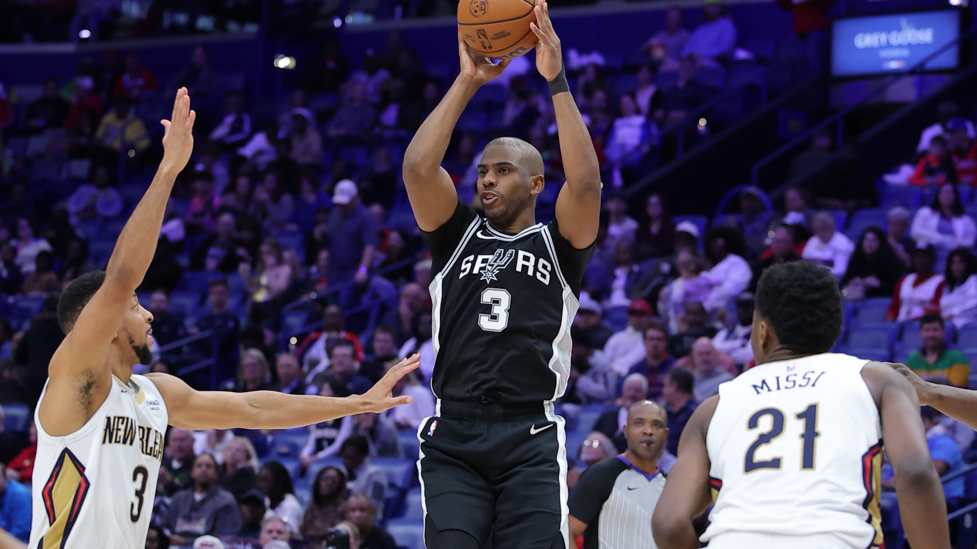 San Antonio Spurs v New Orleans Pelicans