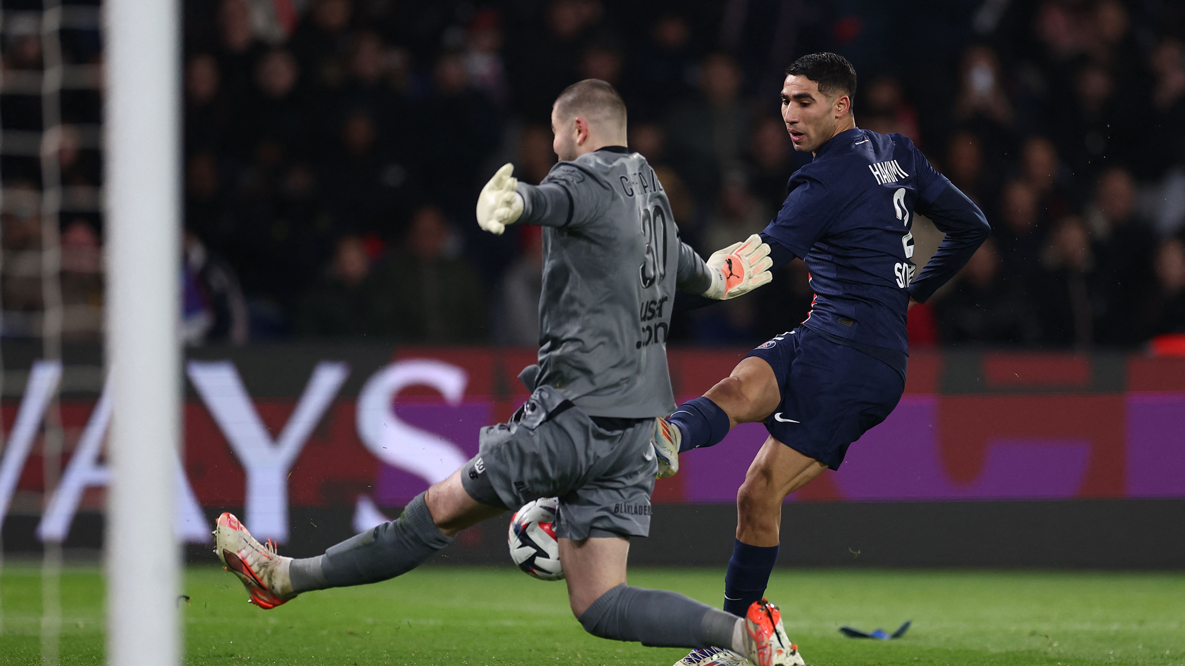 FBL-FRA-LIGUE1-PSG-LILLE