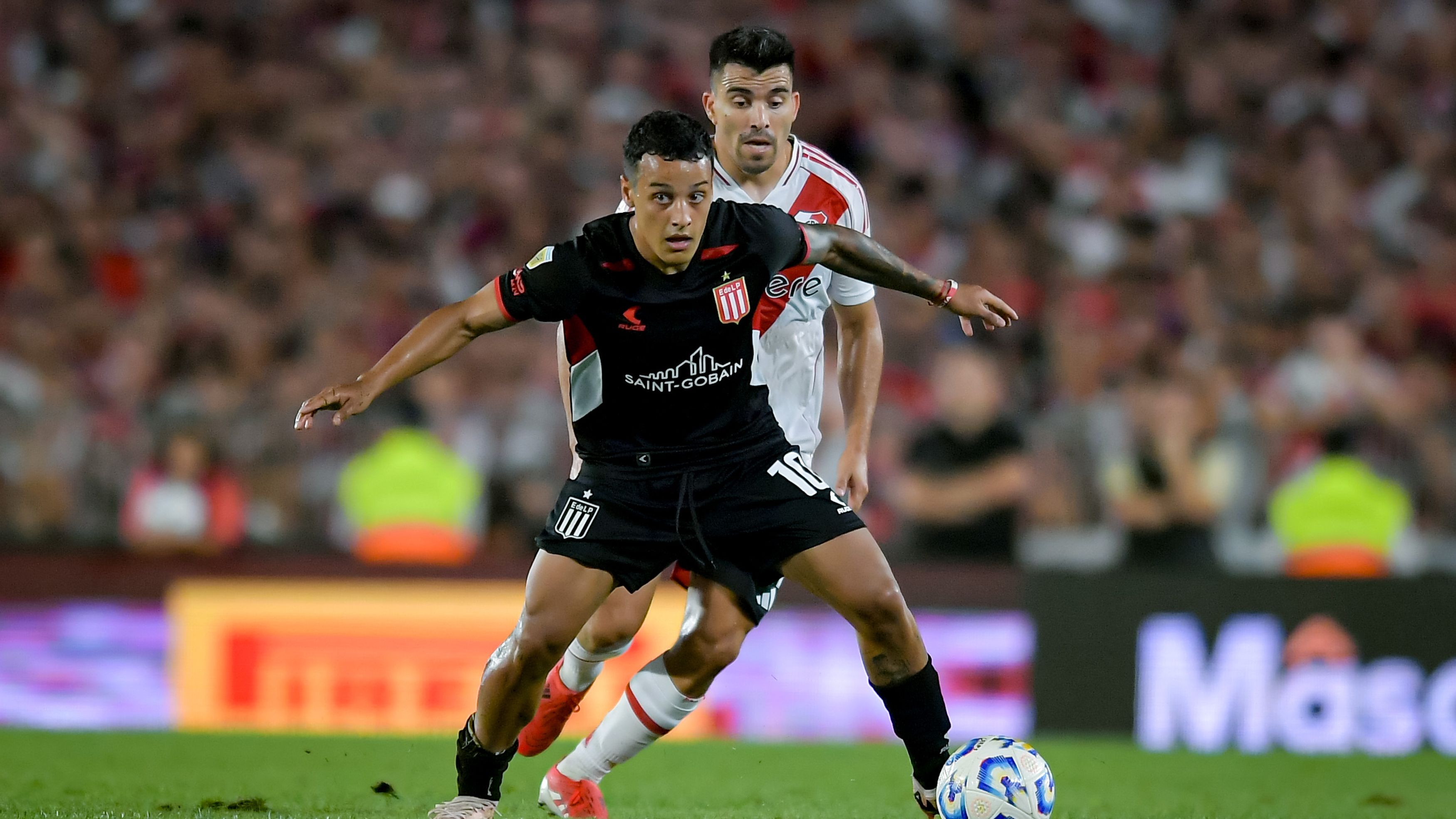 River Plate v Estudiantes - Torneo Apertura Betano 2025