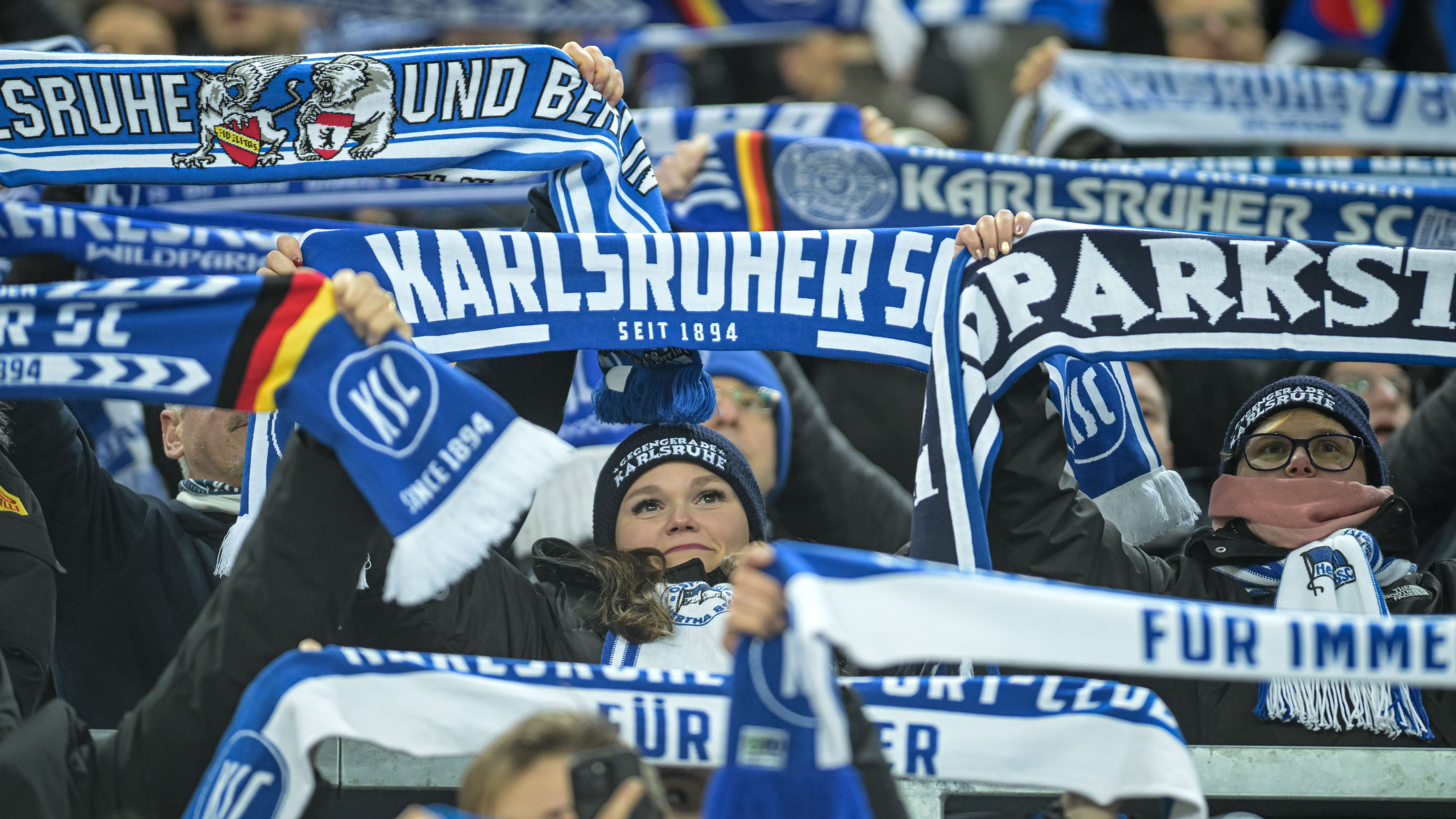 Karlsruher SC v 1. FC Kln - Second Bundesliga