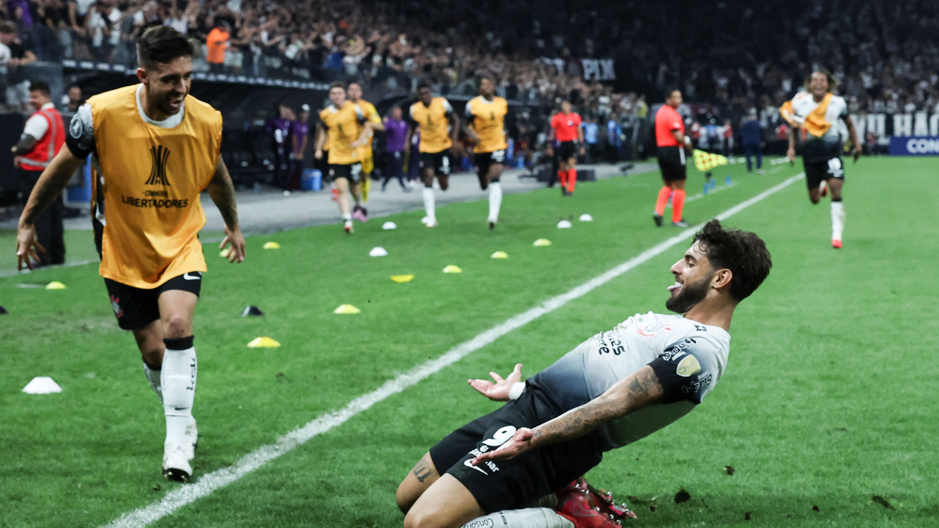 Corinthians v Universidad Central - Copa CONMEBOL Libertadores 2025