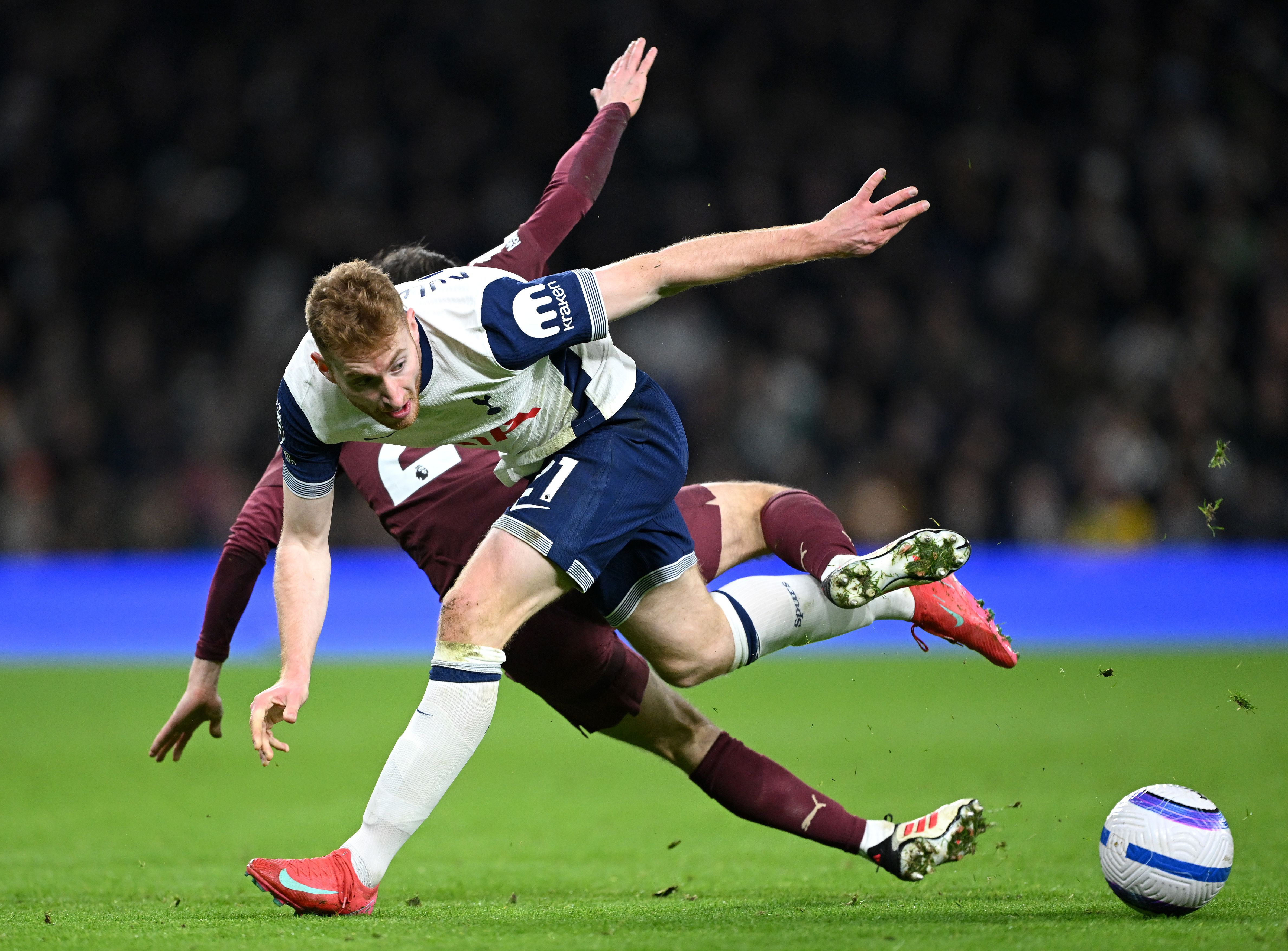 Tottenham Hotspur FC v Manchester City FC - Premier League