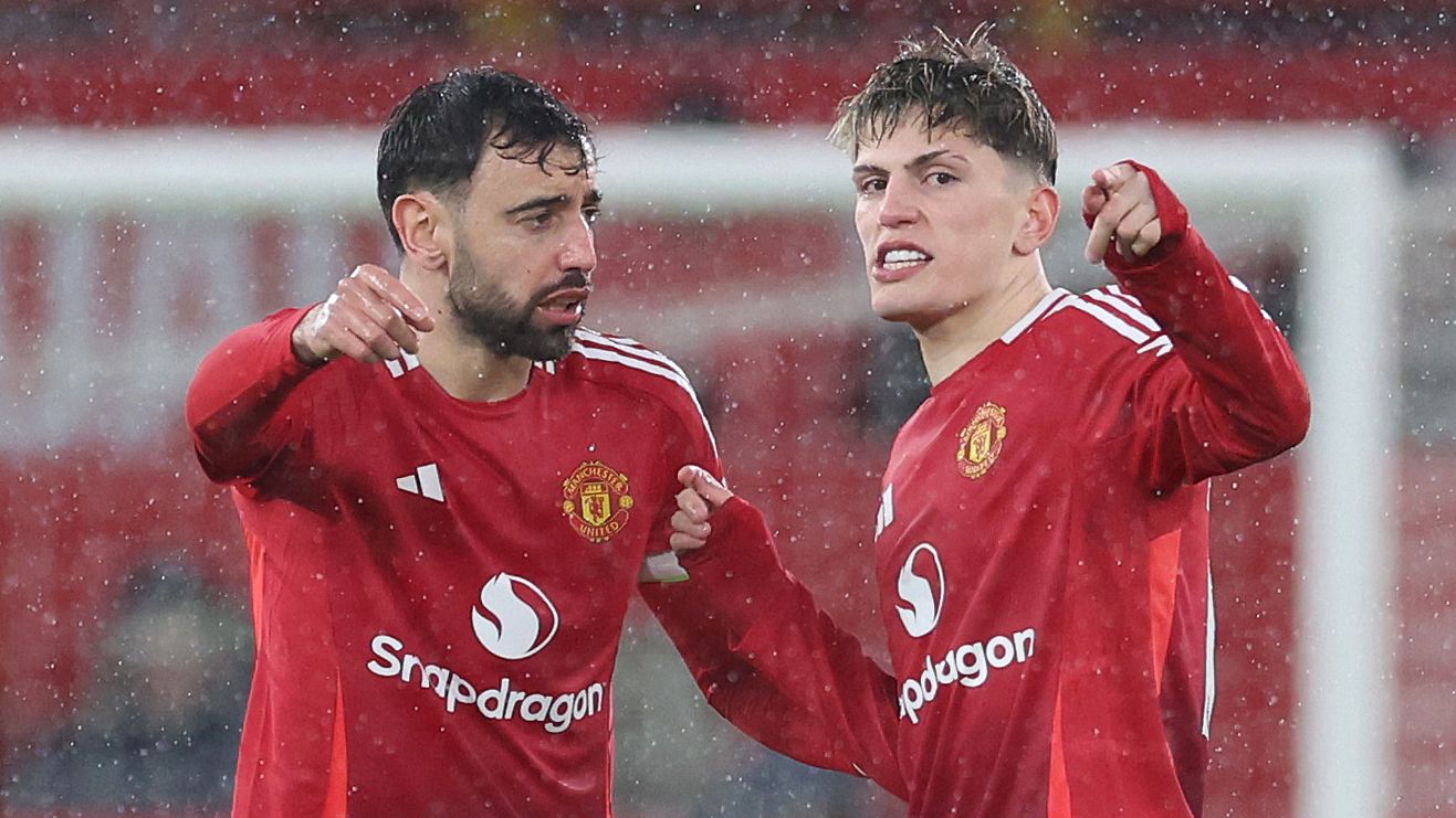 Manchester United FC v Ipswich Town FC - Premier League