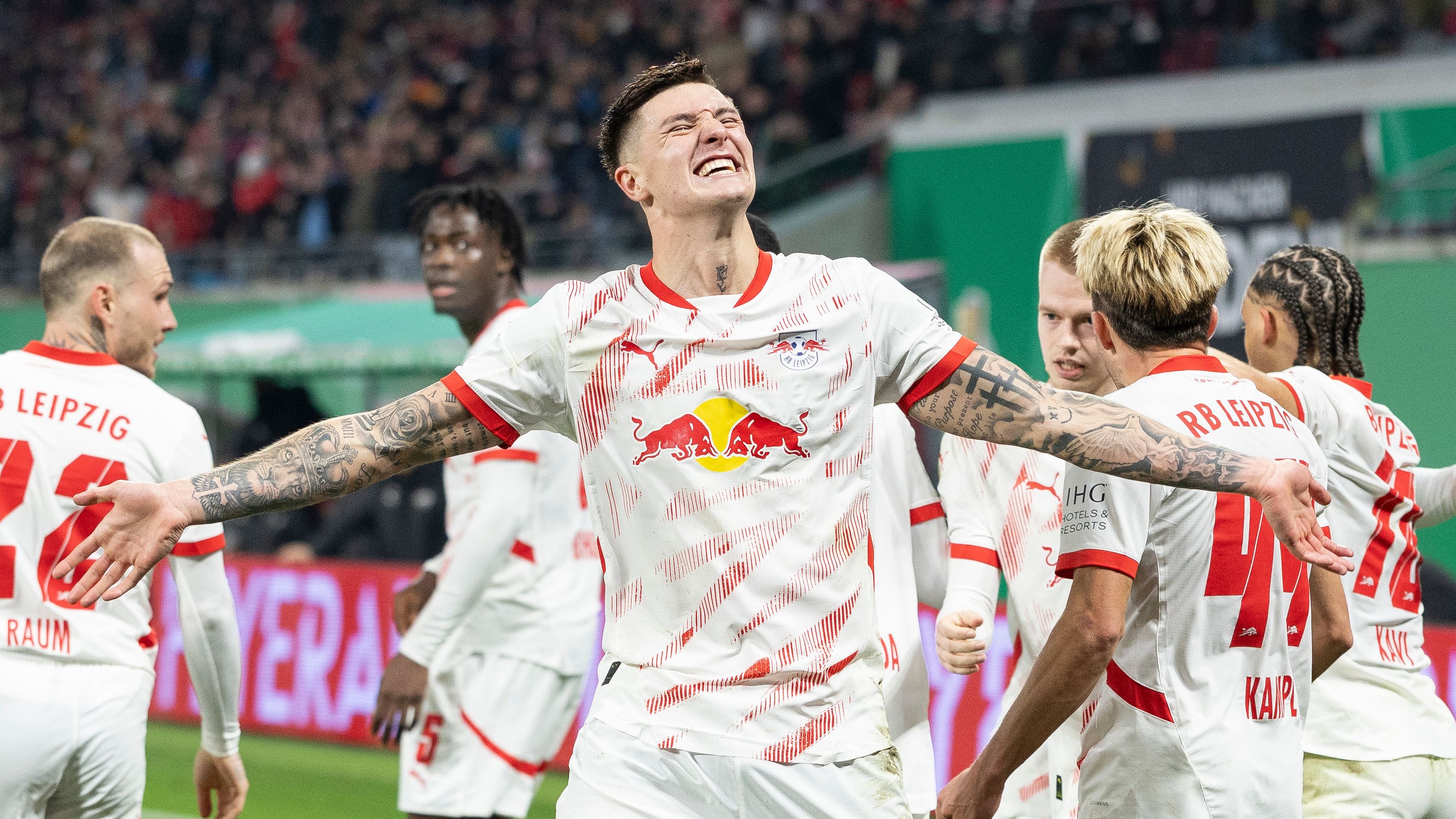 RB Leipzig v VfL Wolfsburg - DFB Cup: Quarterfinal