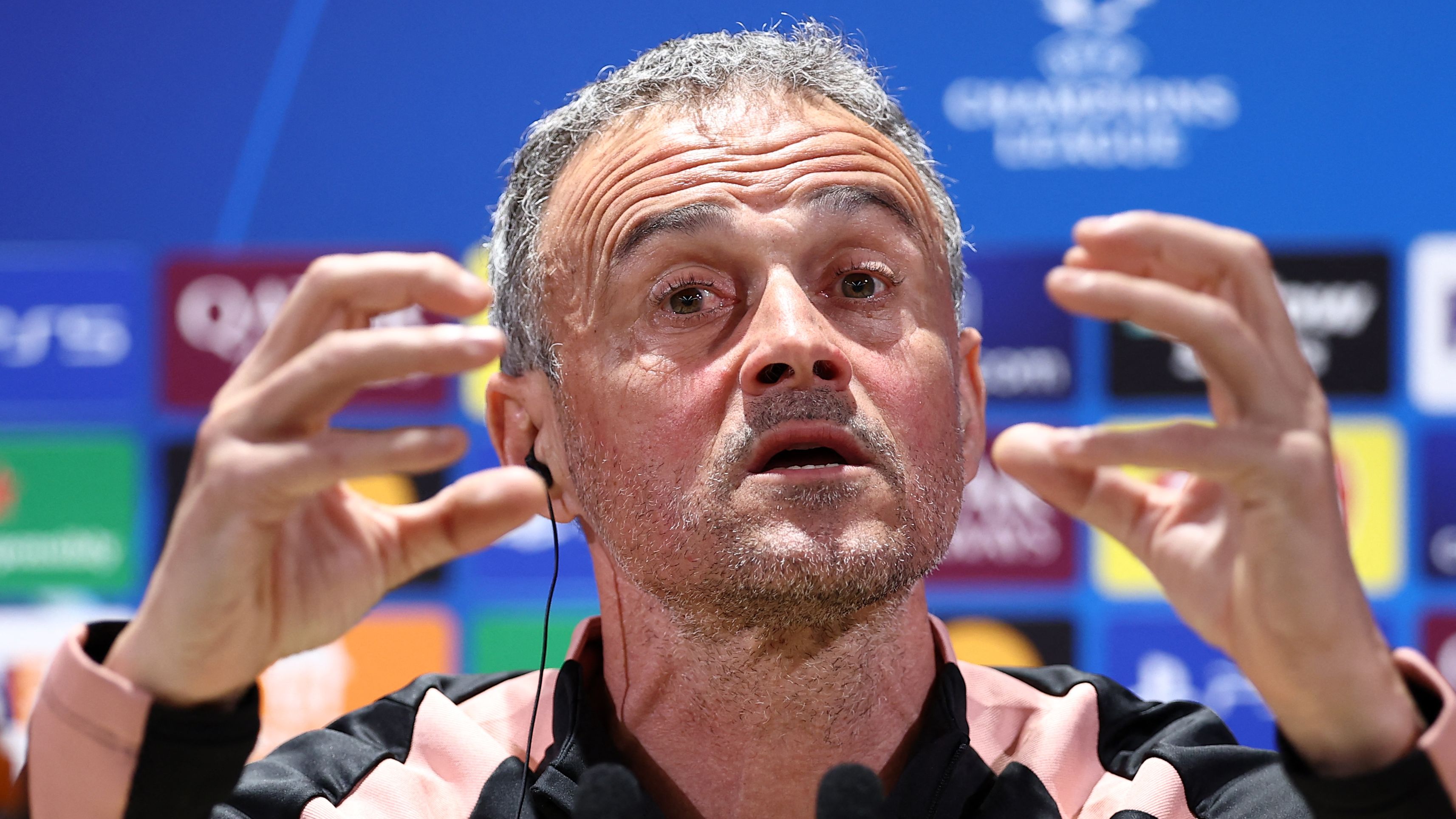 FBL-EUR-C1-PSG-PRESSER