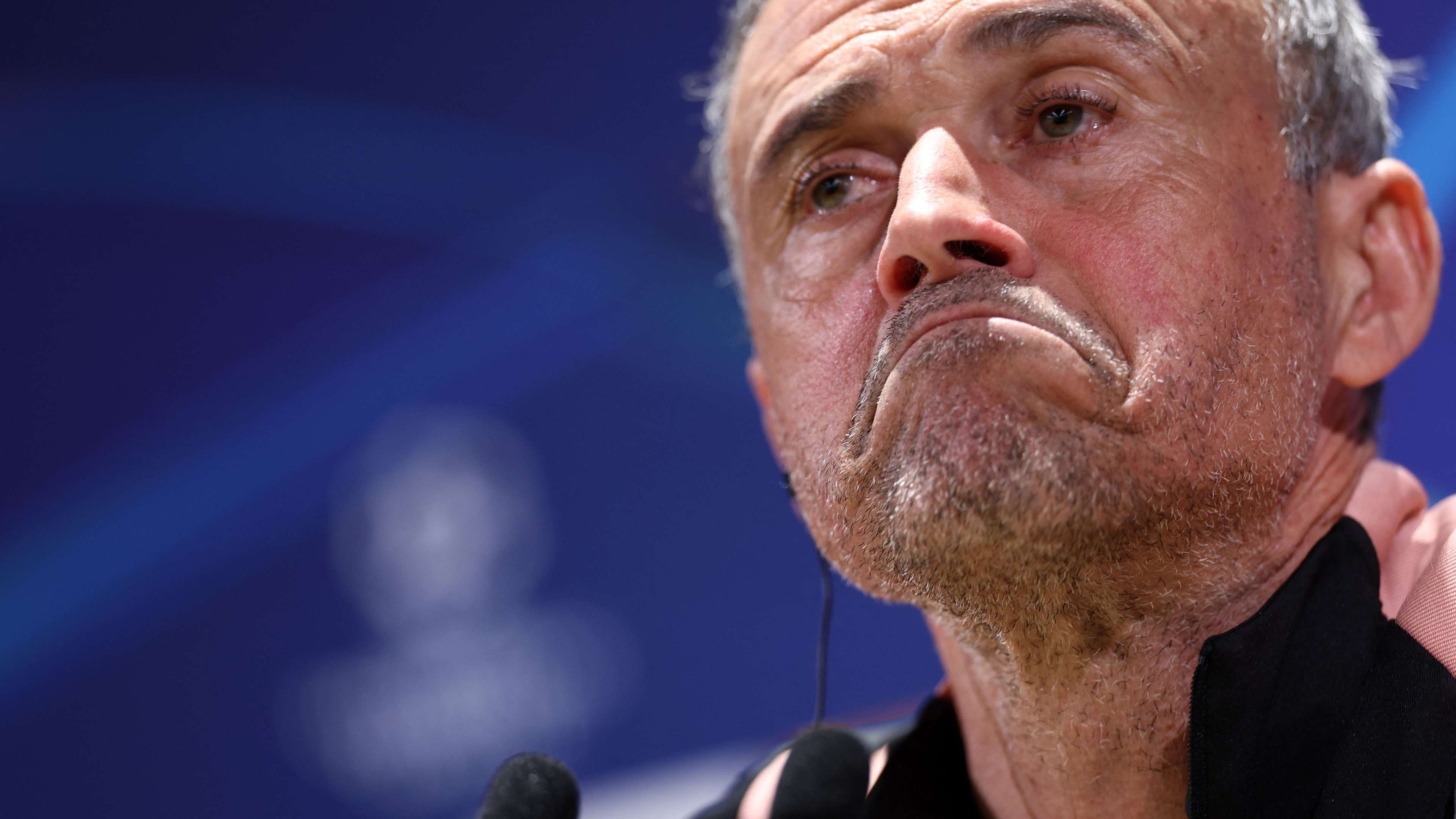 FBL-EUR-C1-PSG-PRESSER