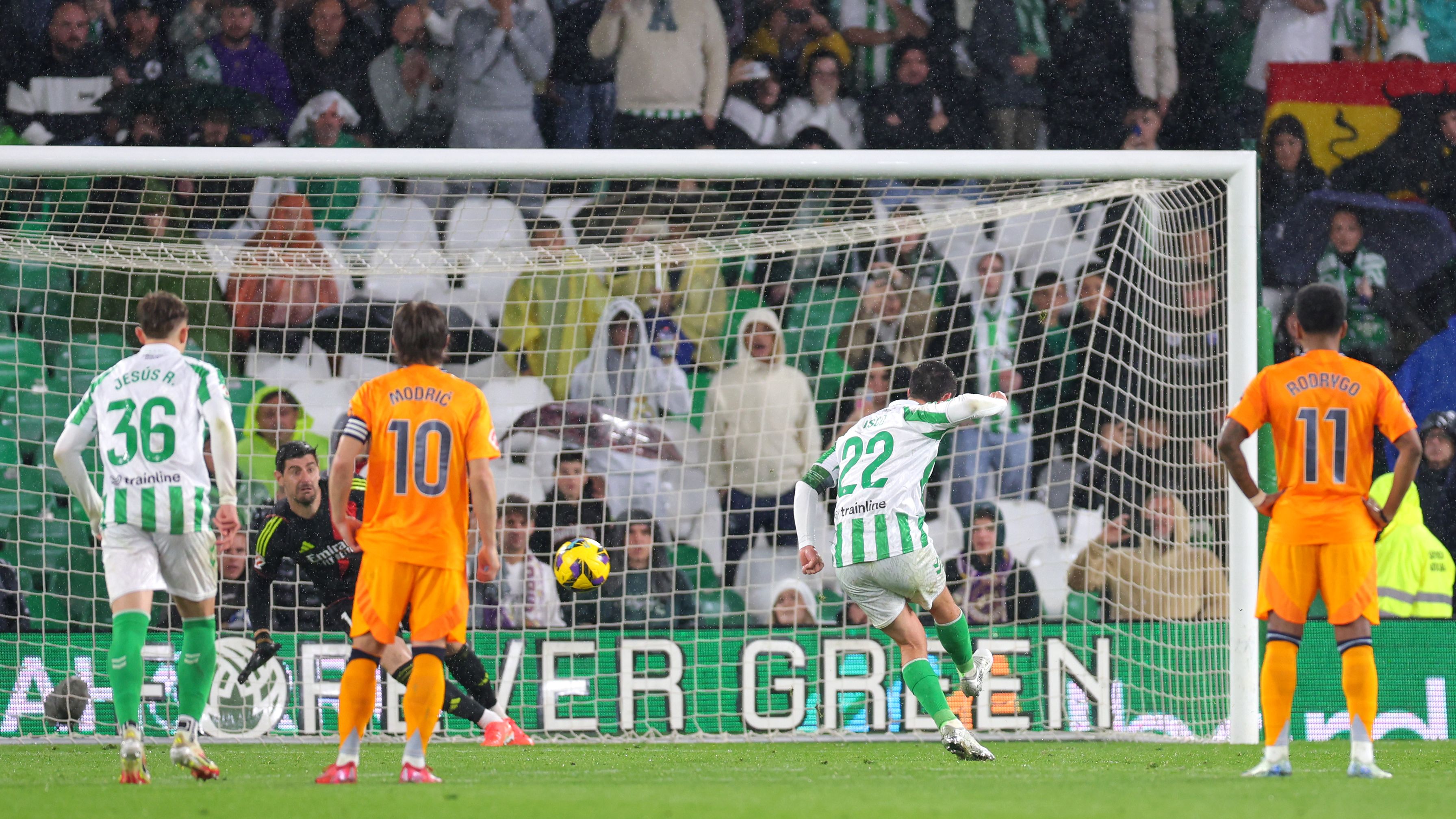 Real Betis Balompie v Real Madrid CF - La Liga EA Sports