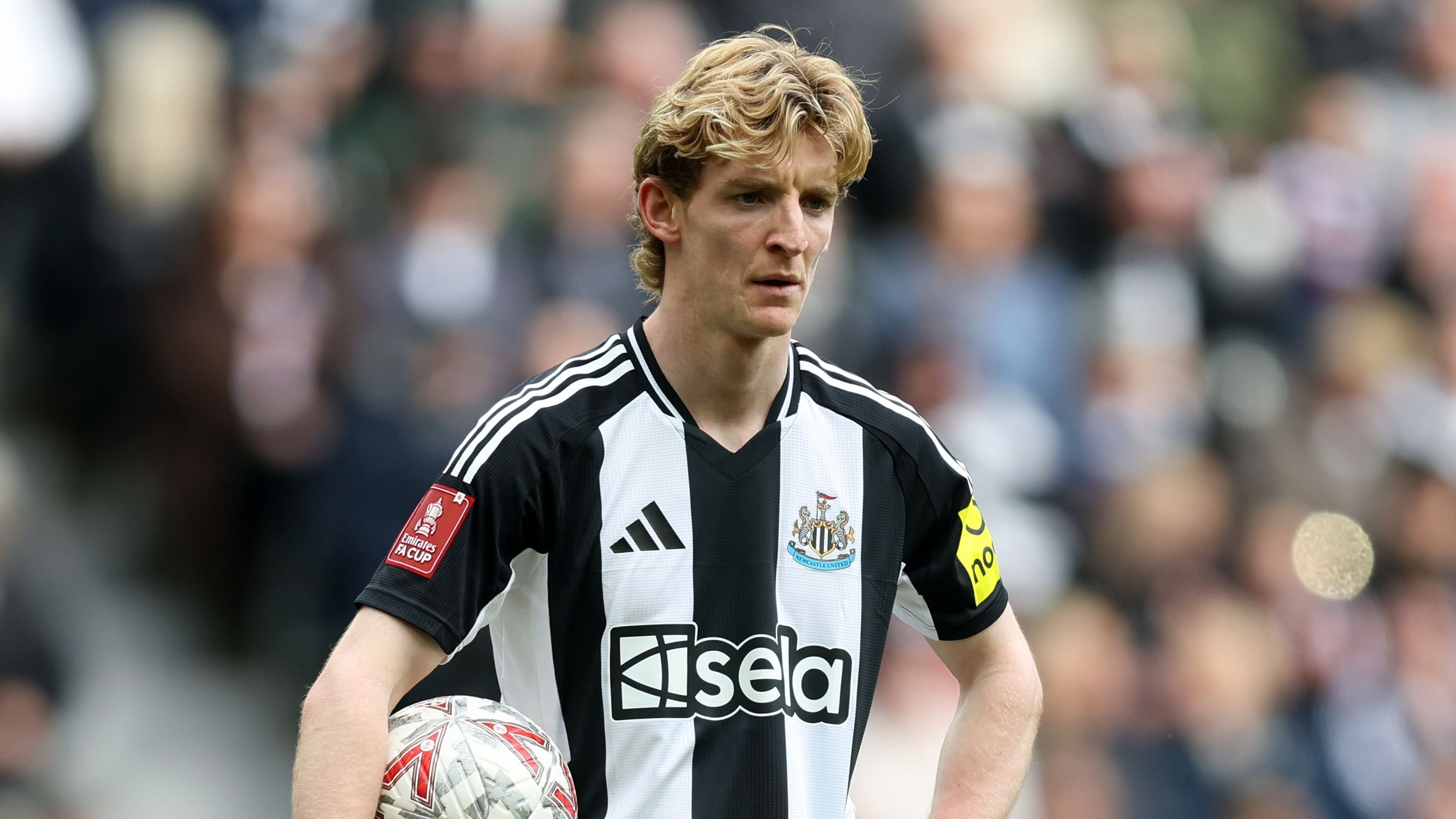 Newcastle United v Brighton & Hove Albion - Emirates FA Cup Fifth Round