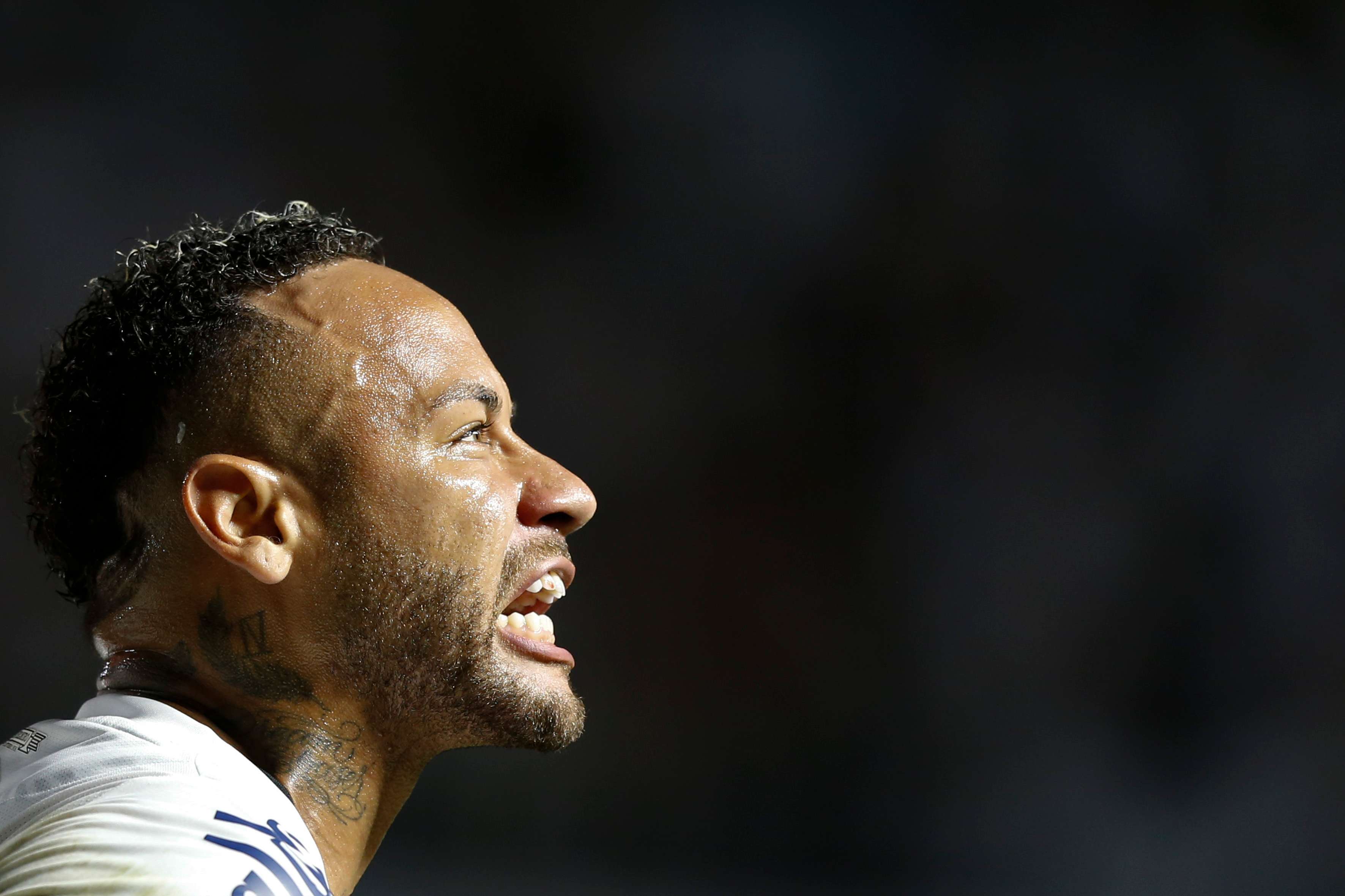 Santos v Bragantino - Campeonato Paulista 2025