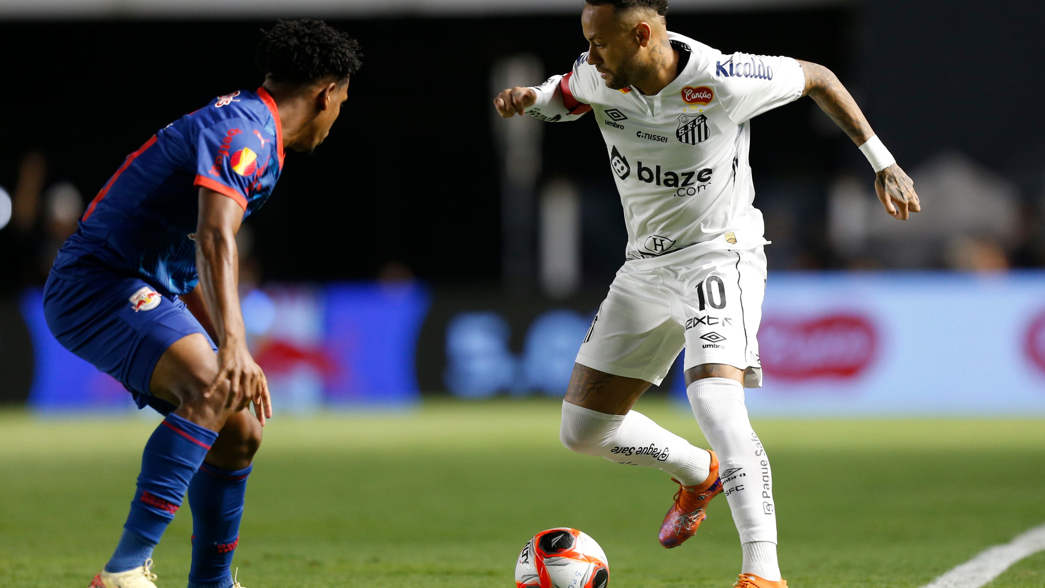 Santos v Bragantino - Campeonato Paulista 2025