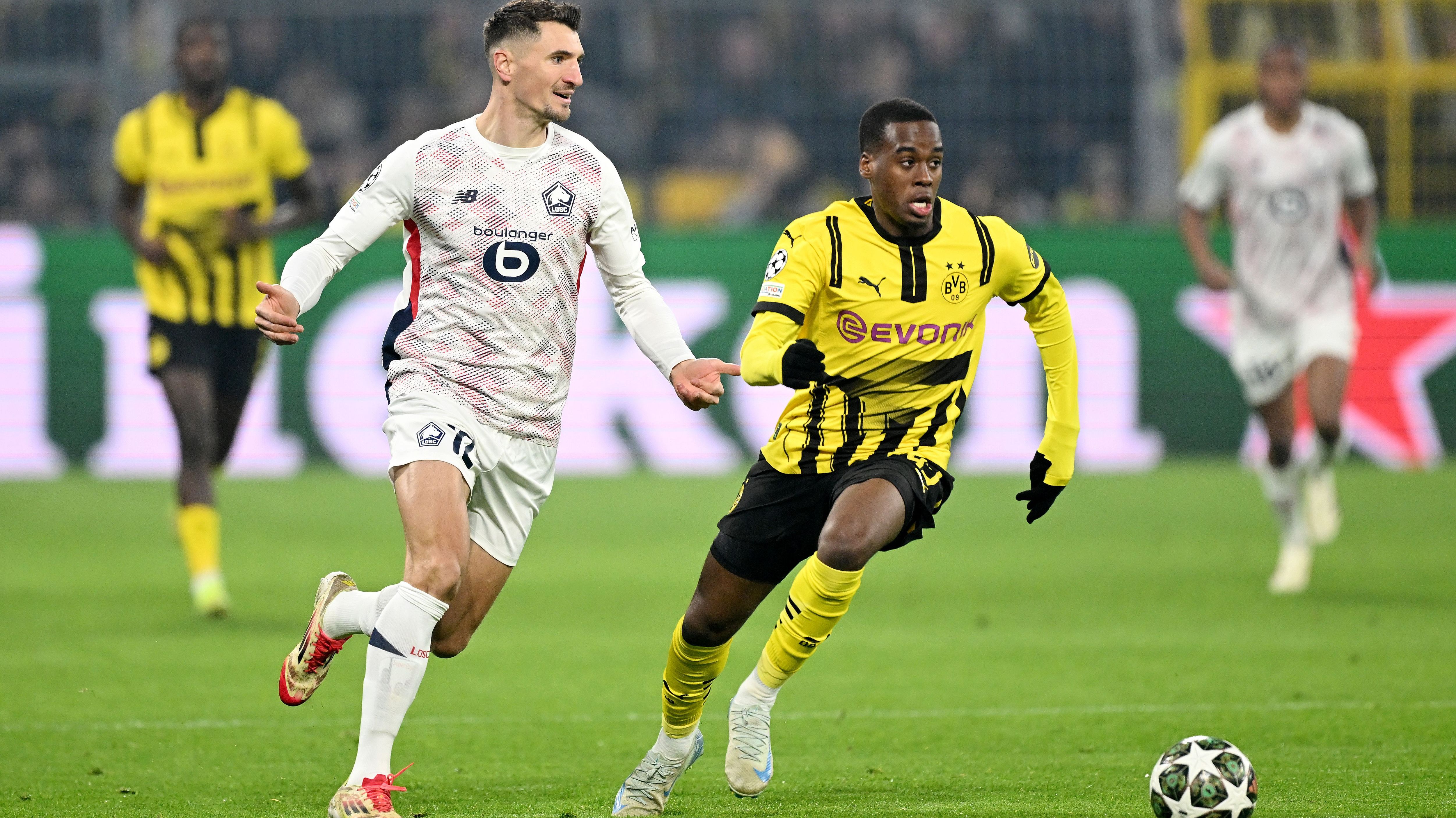 Borussia Dortmund v LOSC Lille - UEFA Champions League 2024/25 Round of 16 First Leg