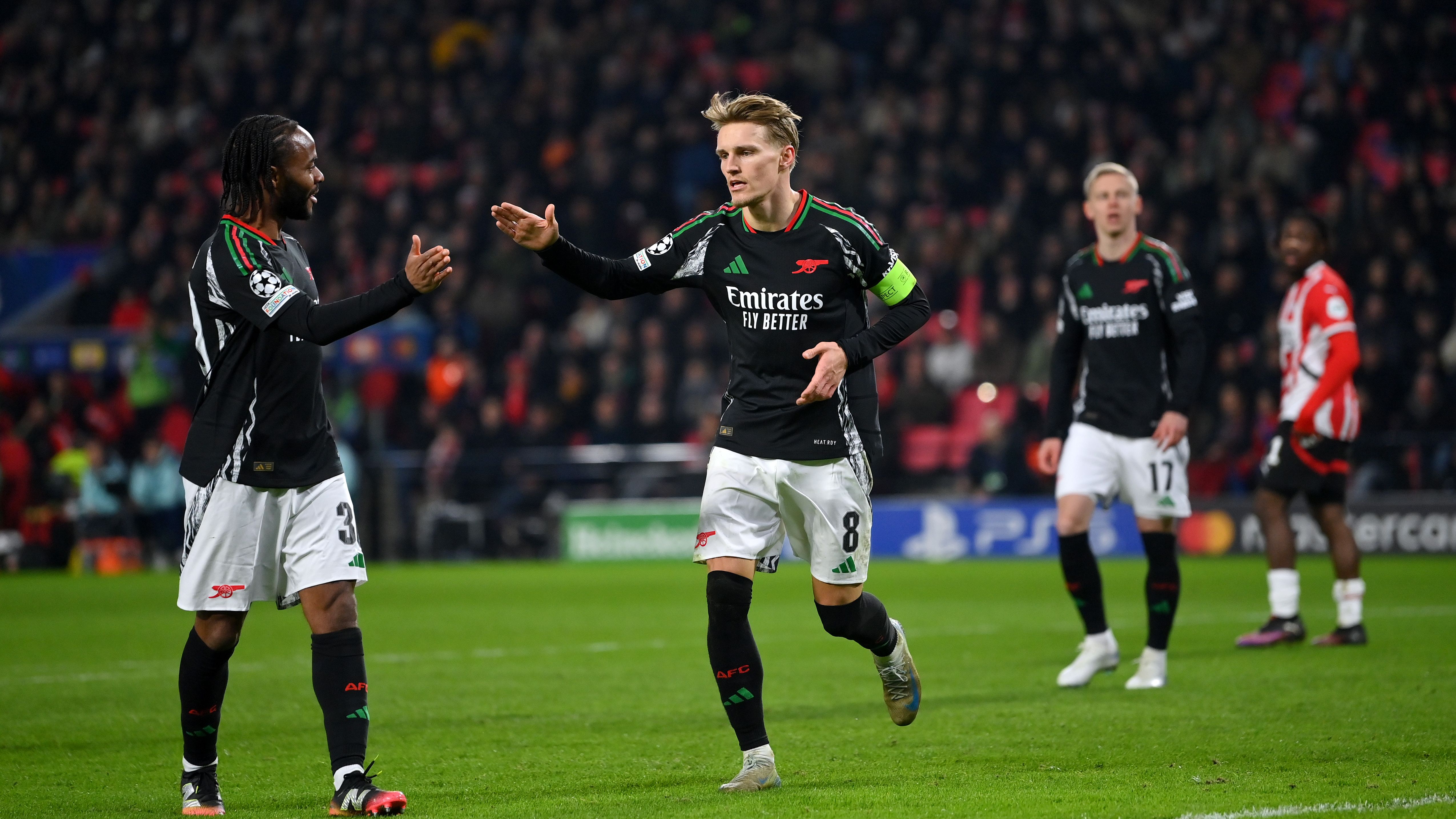 PSV Eindhoven v Arsenal FC - UEFA Champions League 2024/25 Round of 16 First Leg