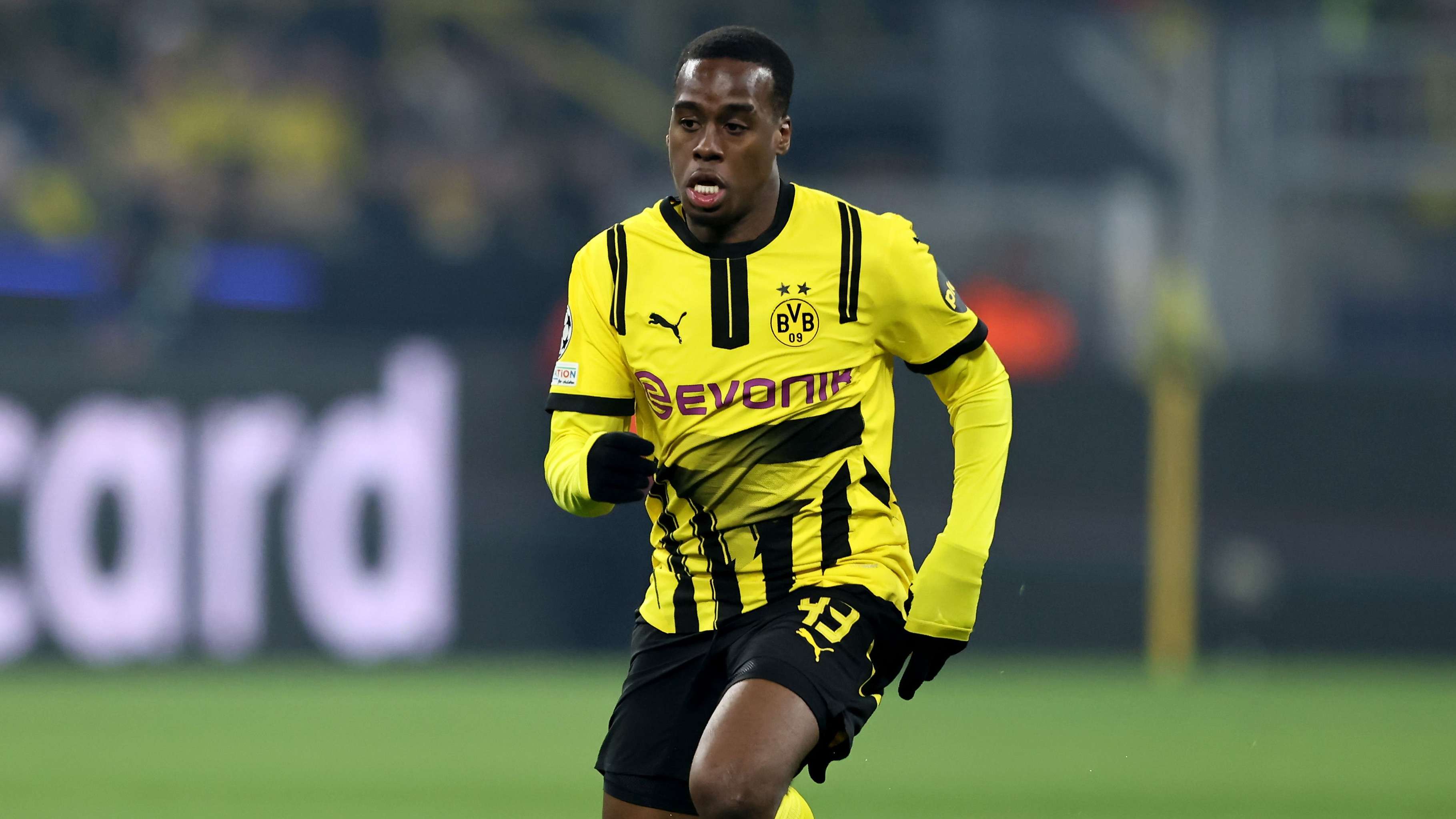 Borussia Dortmund v LOSC Lille - UEFA Champions League 2024/25 Round of 16 First Leg