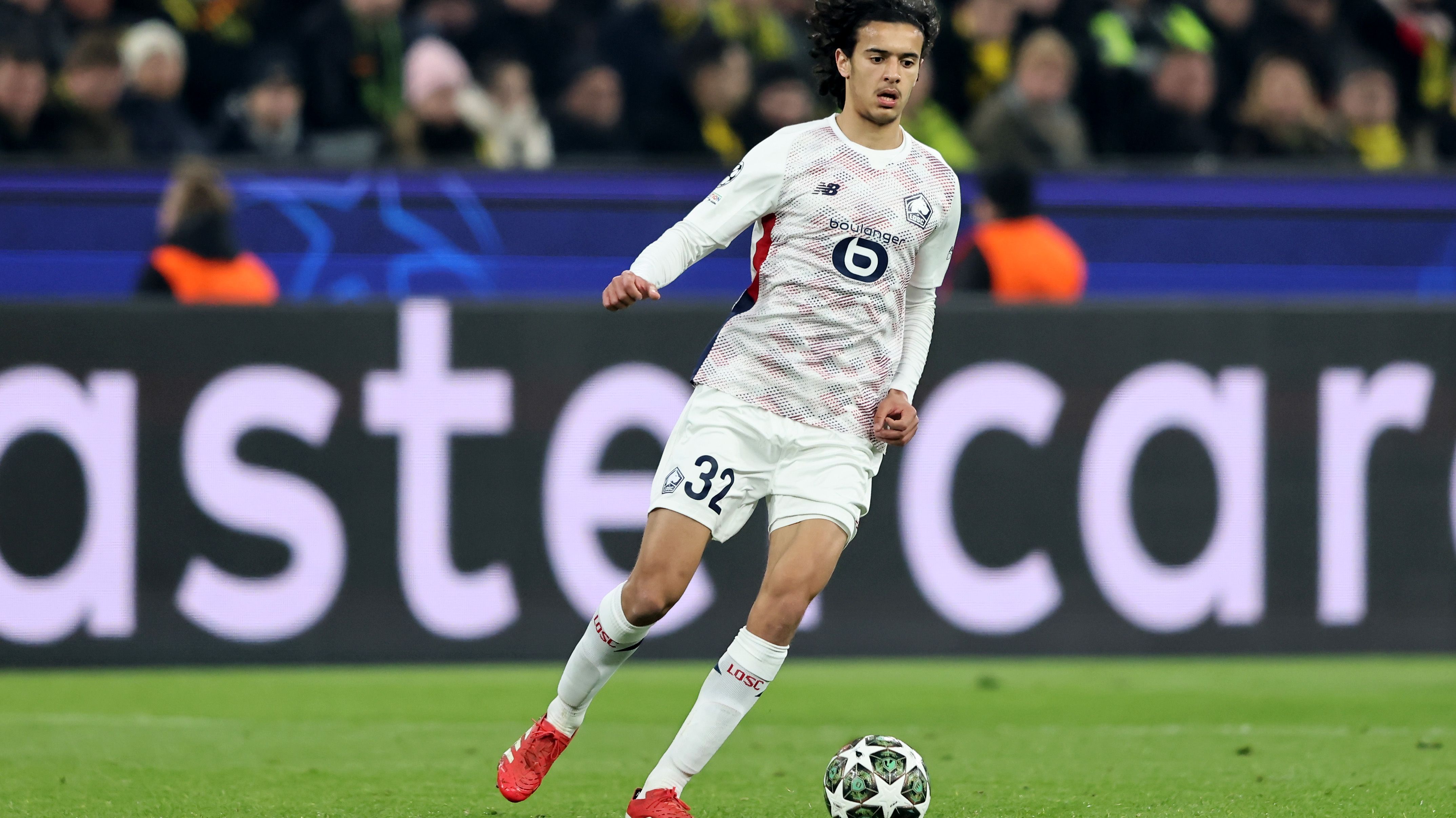 Borussia Dortmund v LOSC Lille - UEFA Champions League 2024/25 Round of 16 First Leg