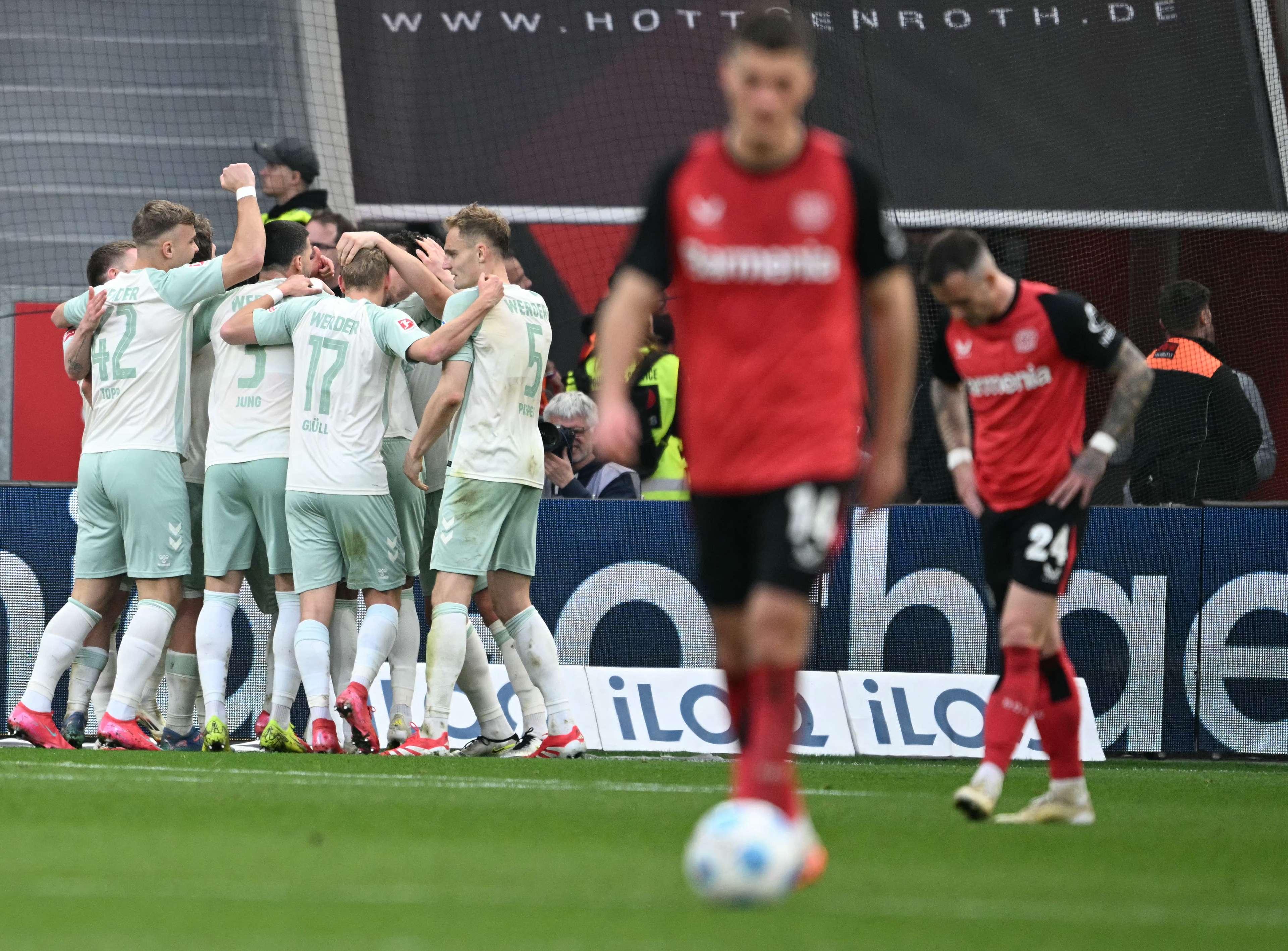 FBL-GER-BUNDESLIGA-LEVERKUSEN-BREMEN