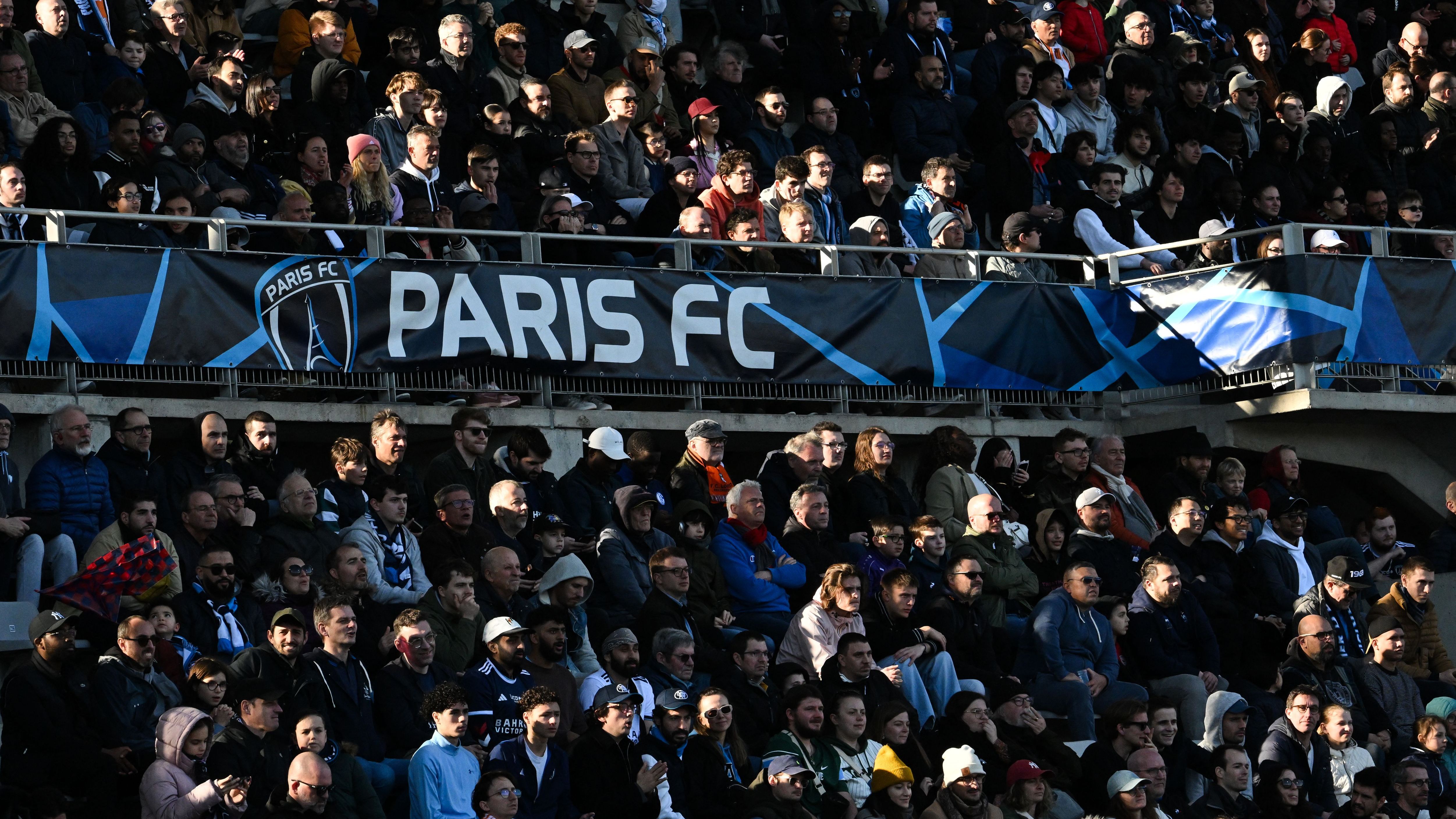 FBL-FRA-LIGUE2-PARIS FC-LORIENT