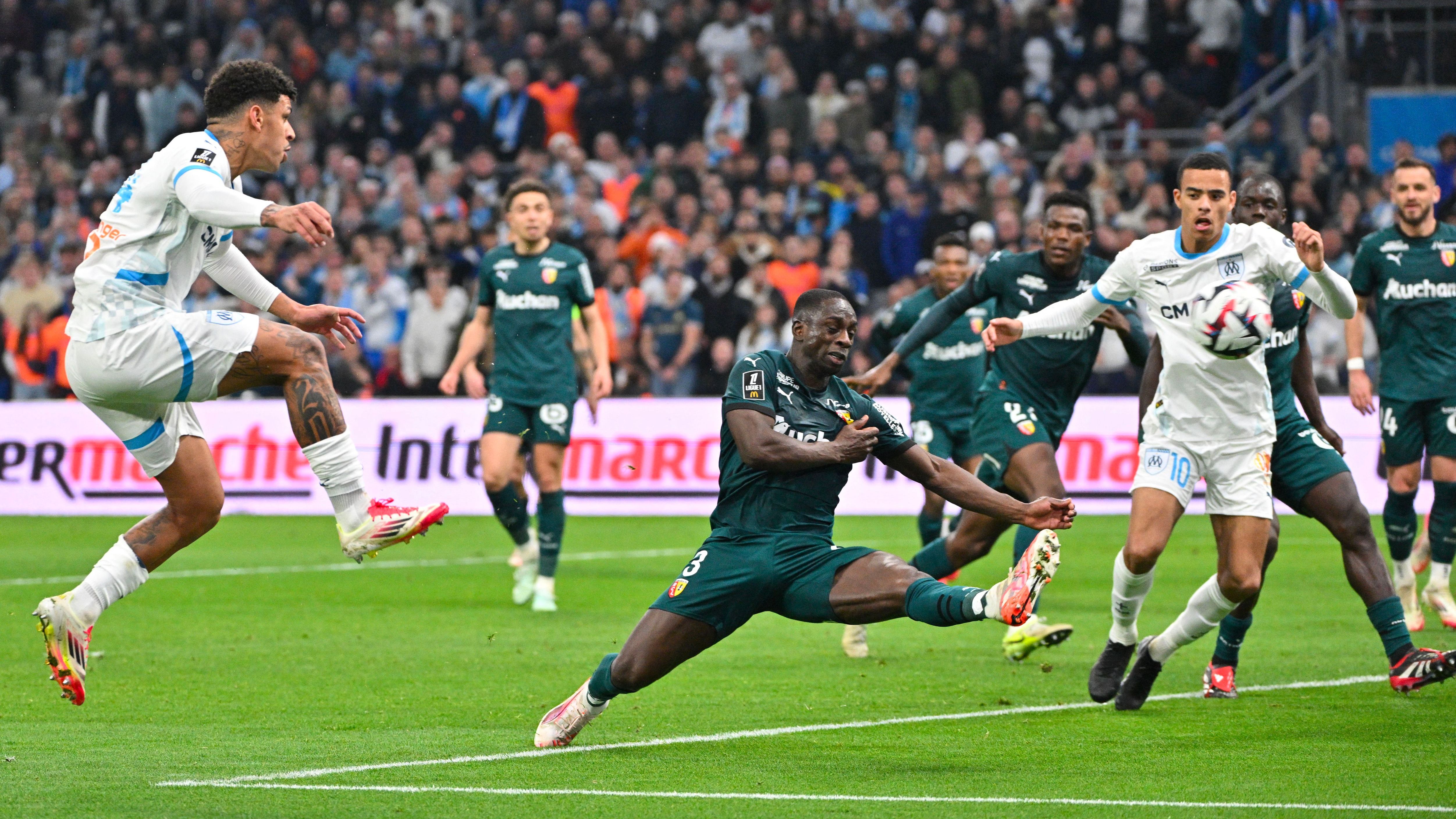 FBL-FRA-LIGUE1-MARSEILLE-LENS