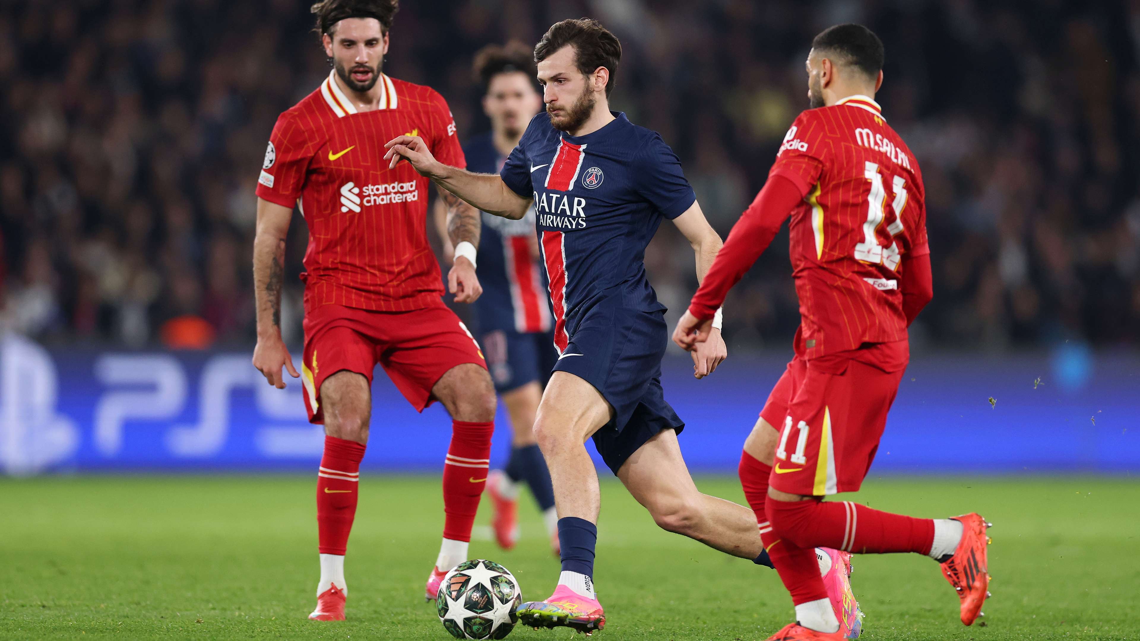 Paris Saint-Germain v Liverpool FC - UEFA Champions League 2024/25 Round of 16 First Leg