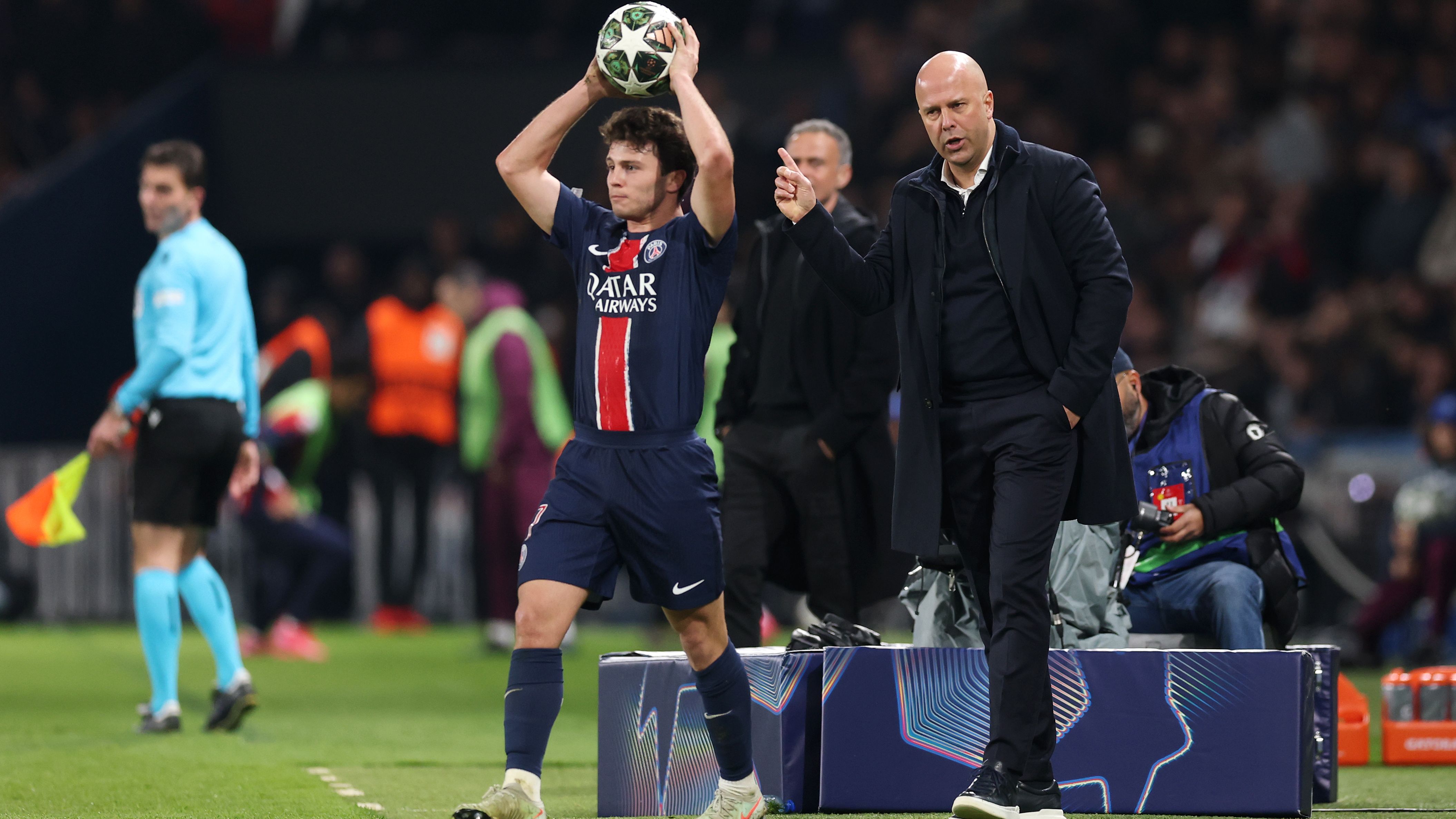 Paris Saint-Germain v Liverpool FC - UEFA Champions League 2024/25 Round of 16 First Leg