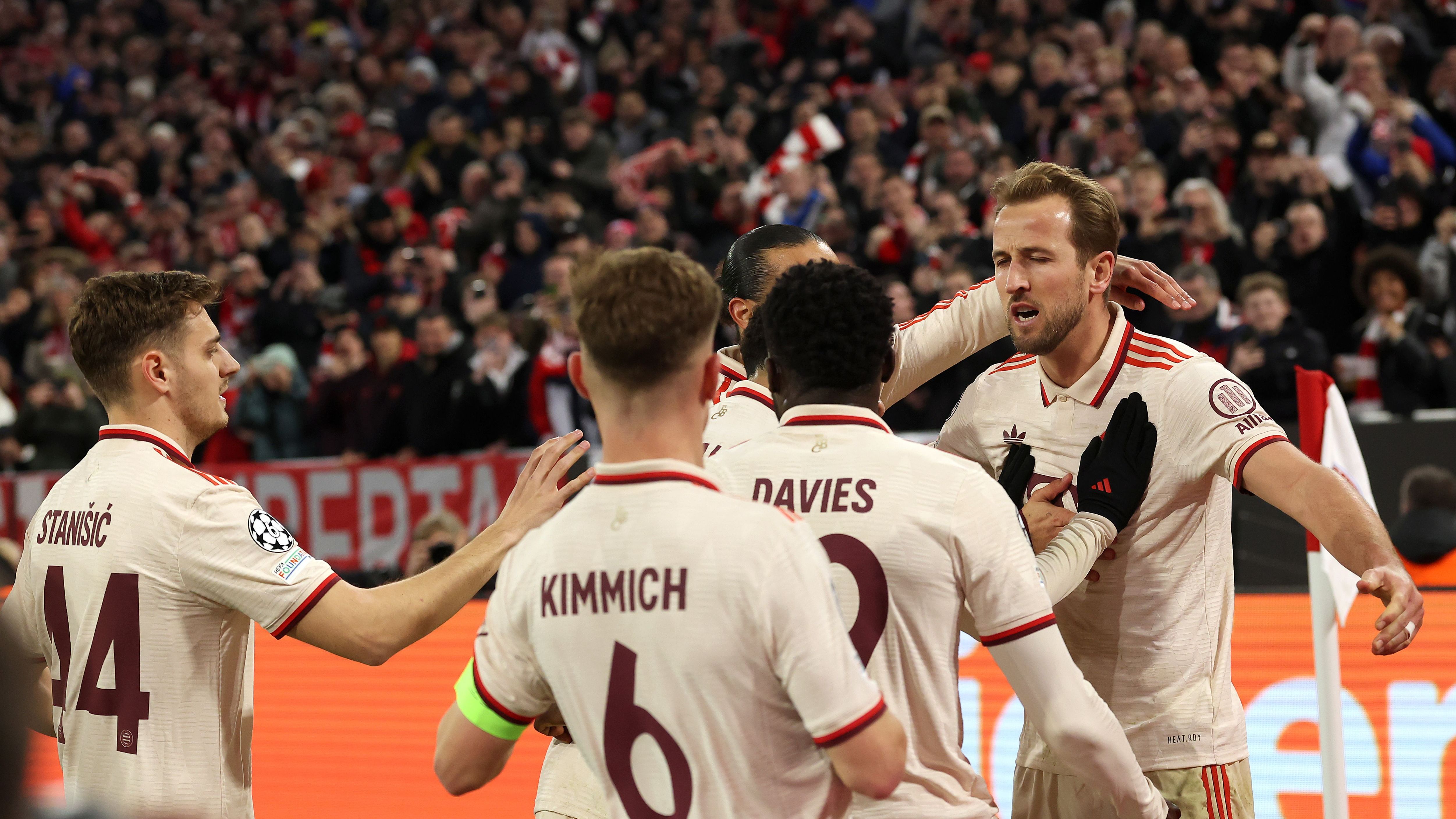 FC Bayern München v Bayer 04 Leverkusen - UEFA Champions League 2024/25 Round of 16 First Leg