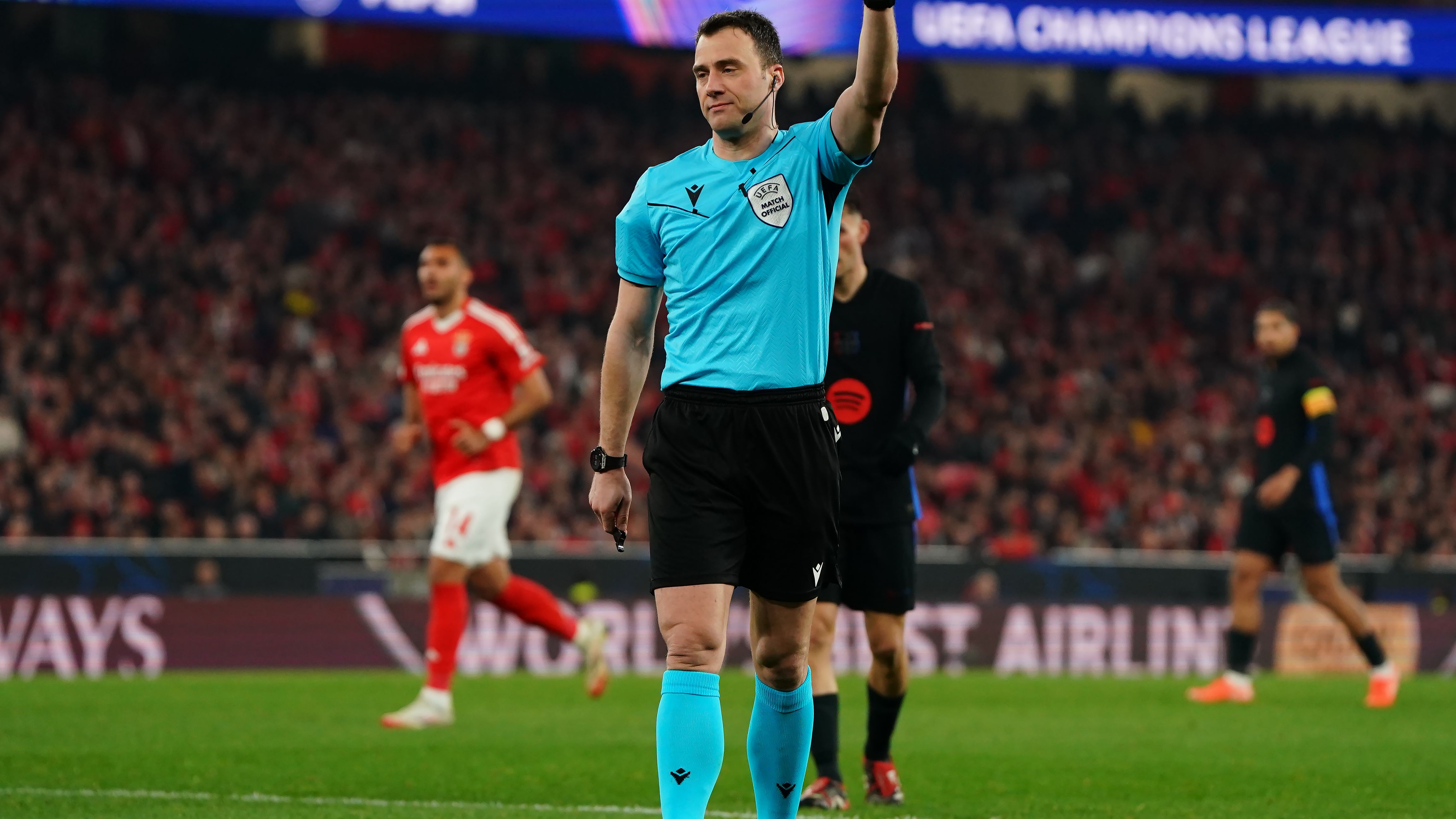 SL Benfica v FC Barcelona - UEFA Champions League 2024/25 Round of 16 First Leg