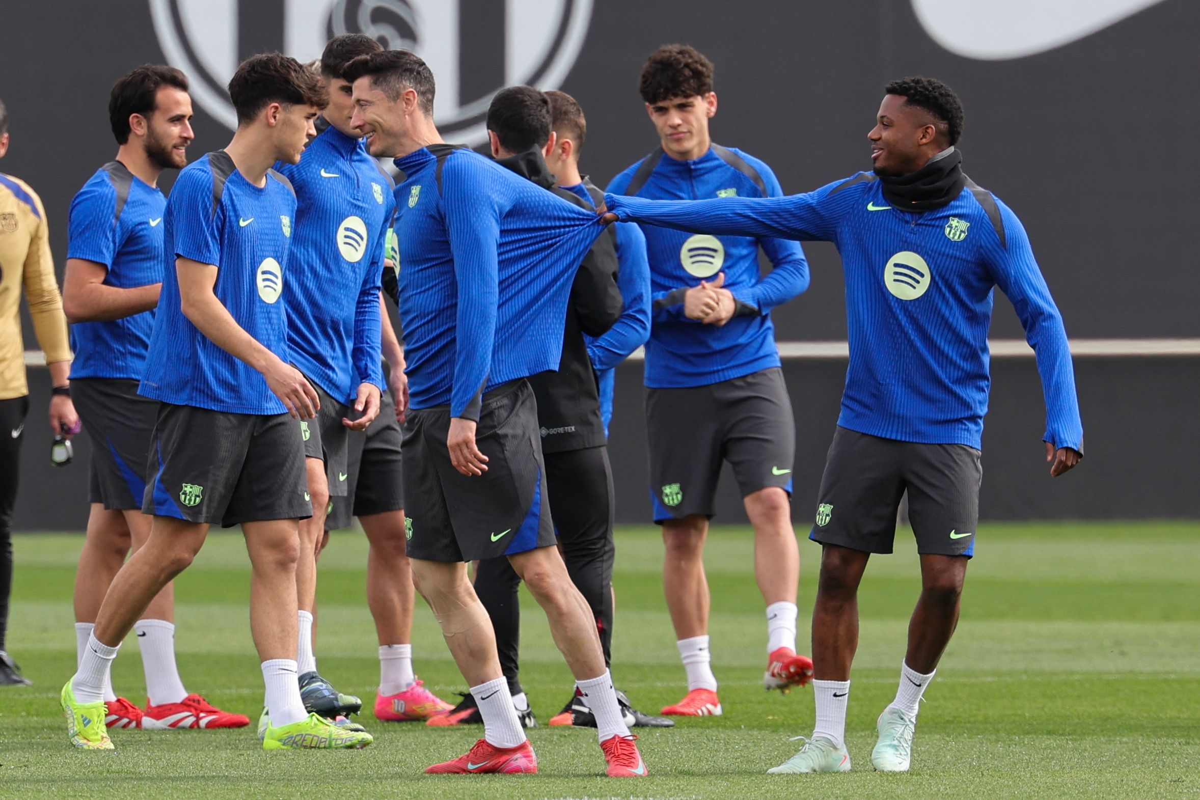 FBL-EUR-C1-BARCELONA-TRAINING