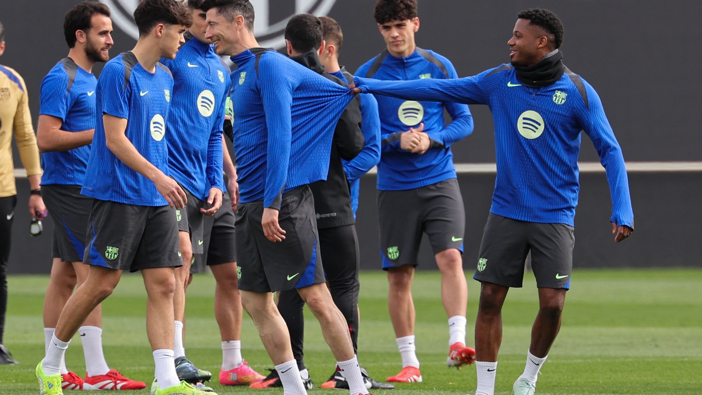 FBL-EUR-C1-BARCELONA-TRAINING