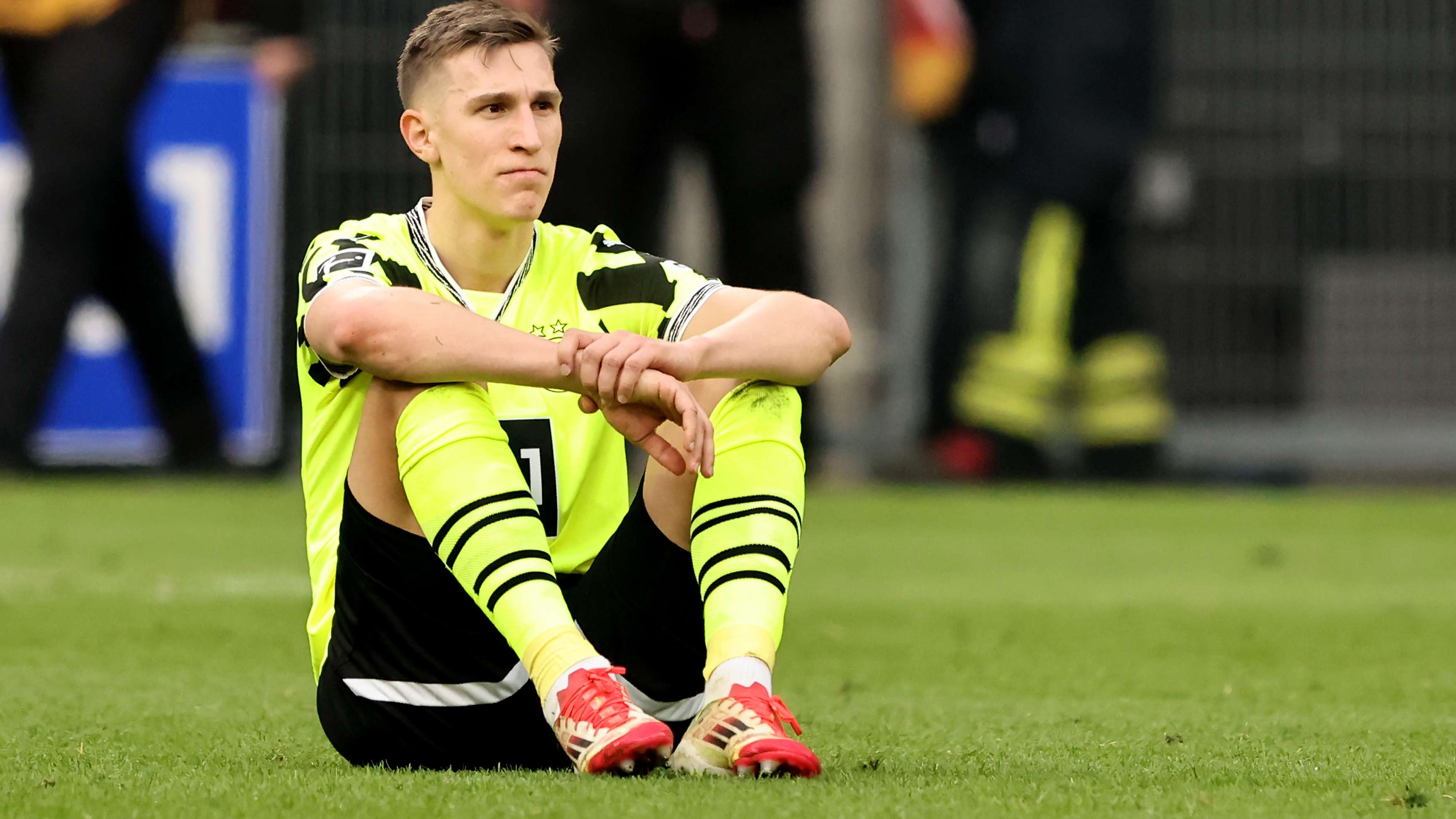 Borussia Dortmund v FC Augsburg - Bundesliga