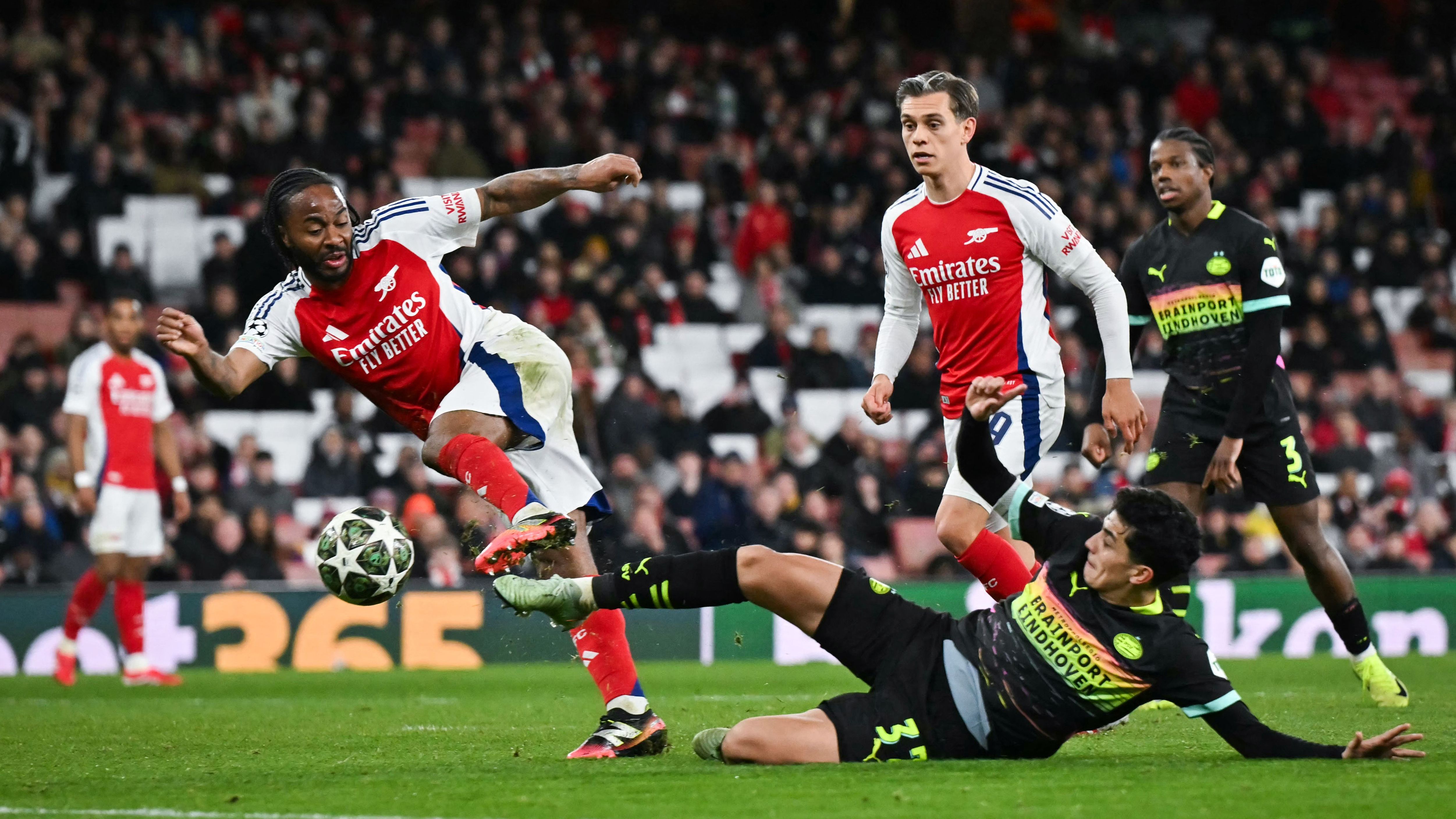 FBL-EUR-C1-ARSENAL-PSV