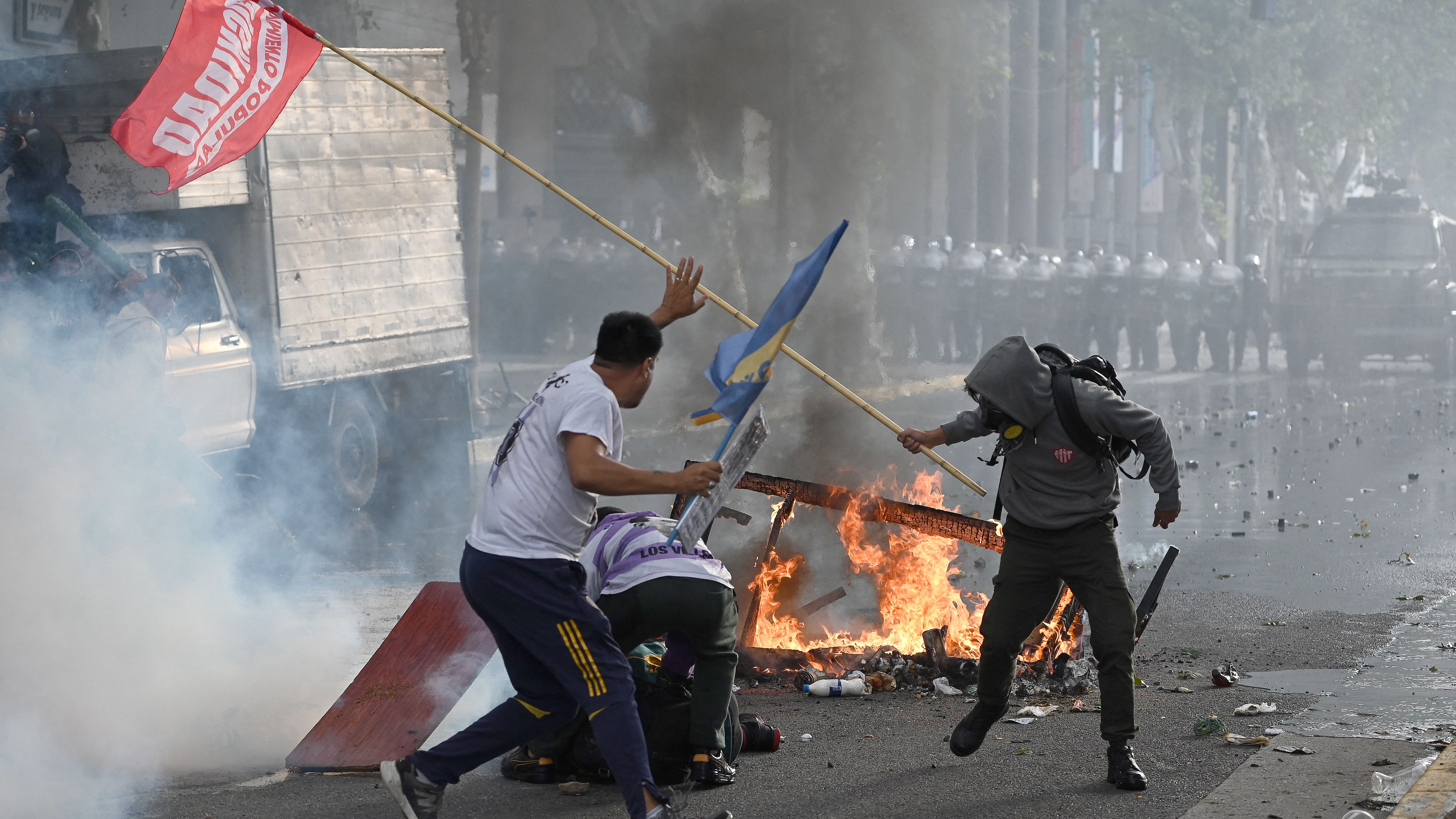ARGENTINA-ECONOMY-PENSIONERS-PROTEST