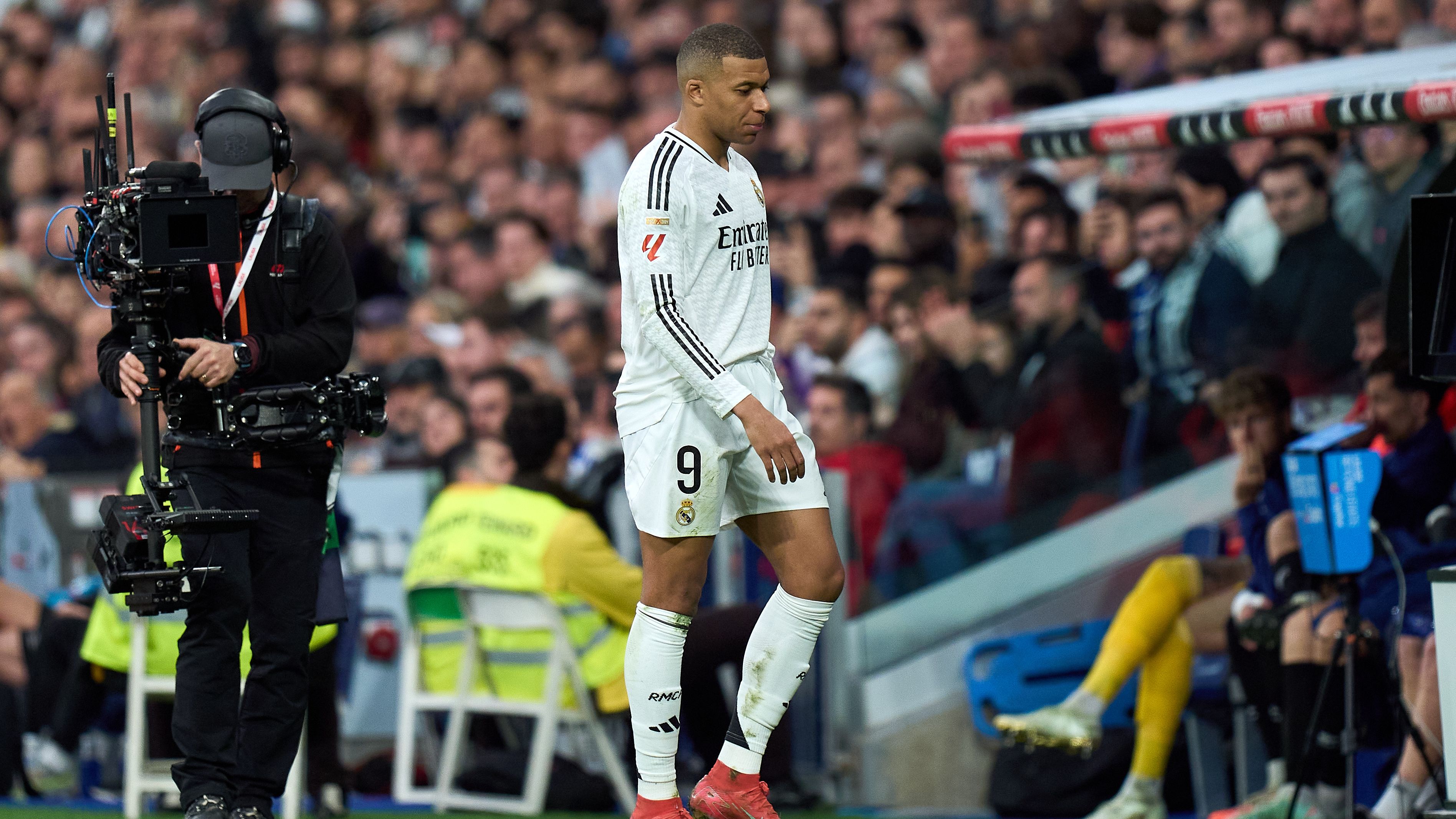 Real Madrid CF v Rayo Vallecano - La Liga EA Sports