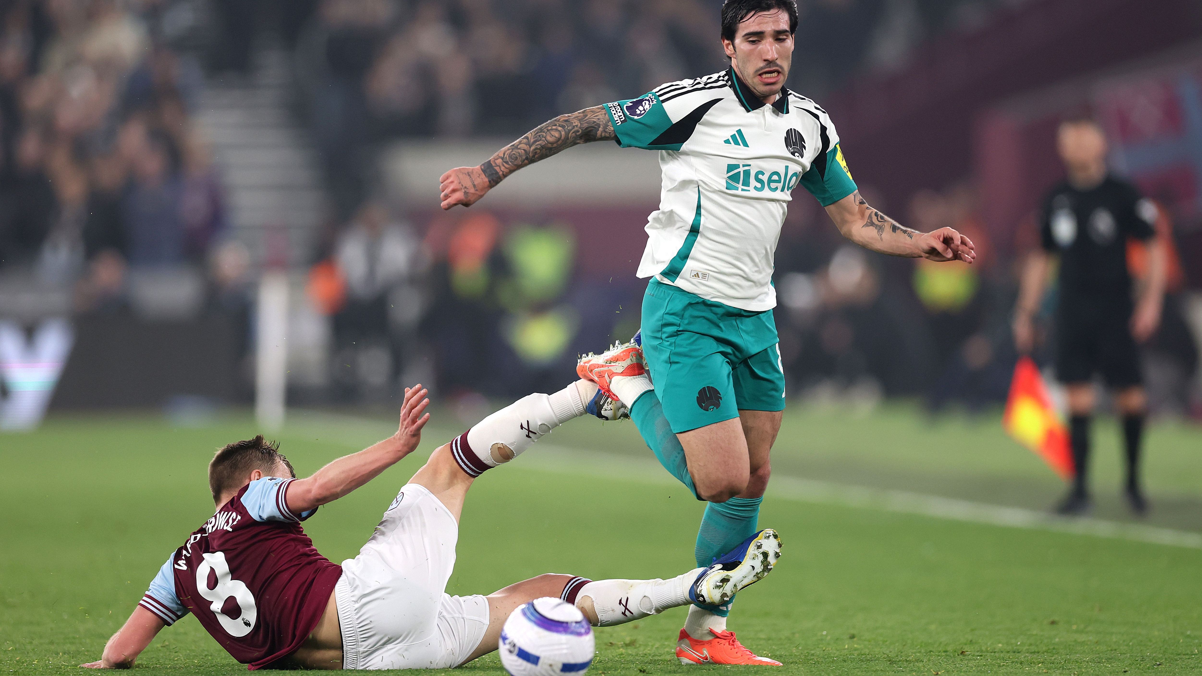 West Ham United FC v Newcastle United FC - Premier League